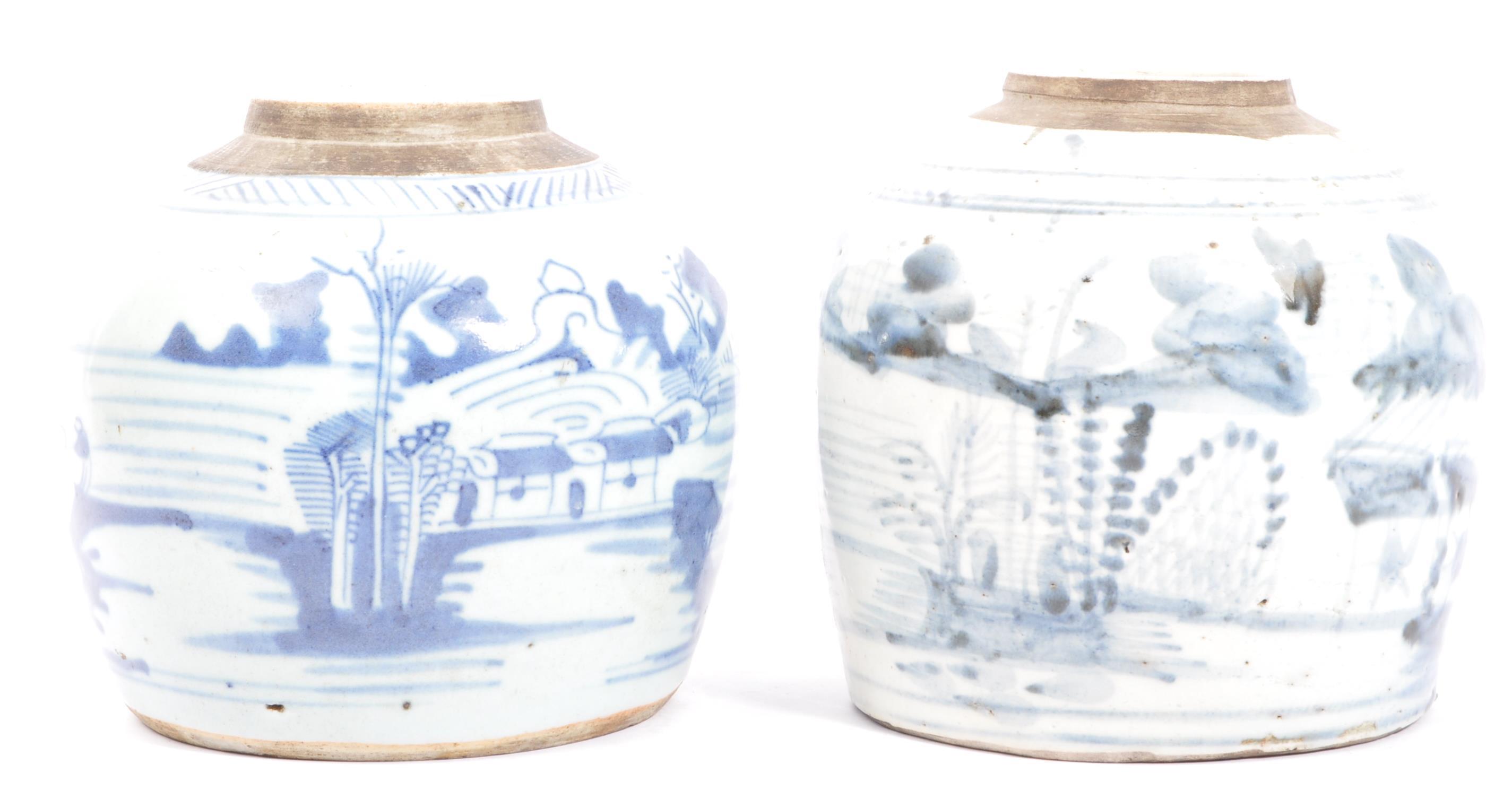 EARLY 20TH CENTURY CERAMIC BLUE & WHITE CHINESE GINGER JARS