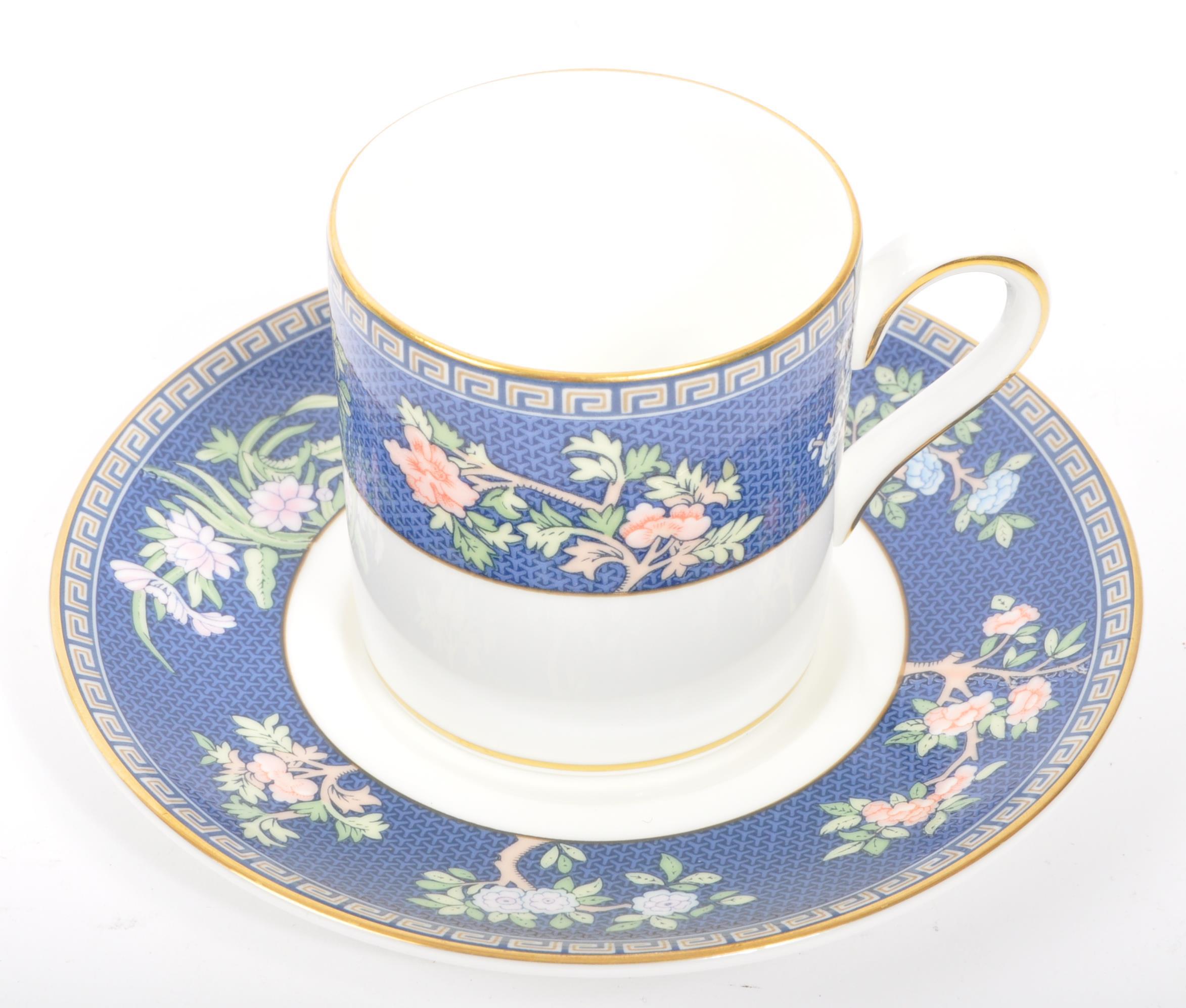 COLLECTION OF 20TH CENTURY WEDGWOOD PORCELAIN CHINA PIECES - Image 4 of 8