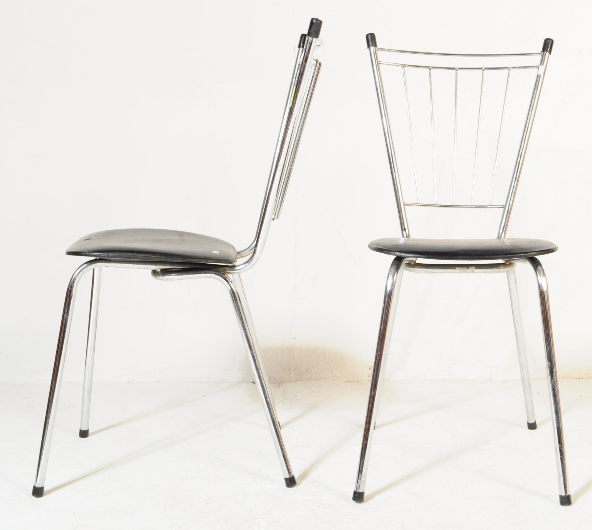A PAIR OF SOUDEX FRENCH 1960'S CHROME & VINYL CHAIRS - Image 3 of 5