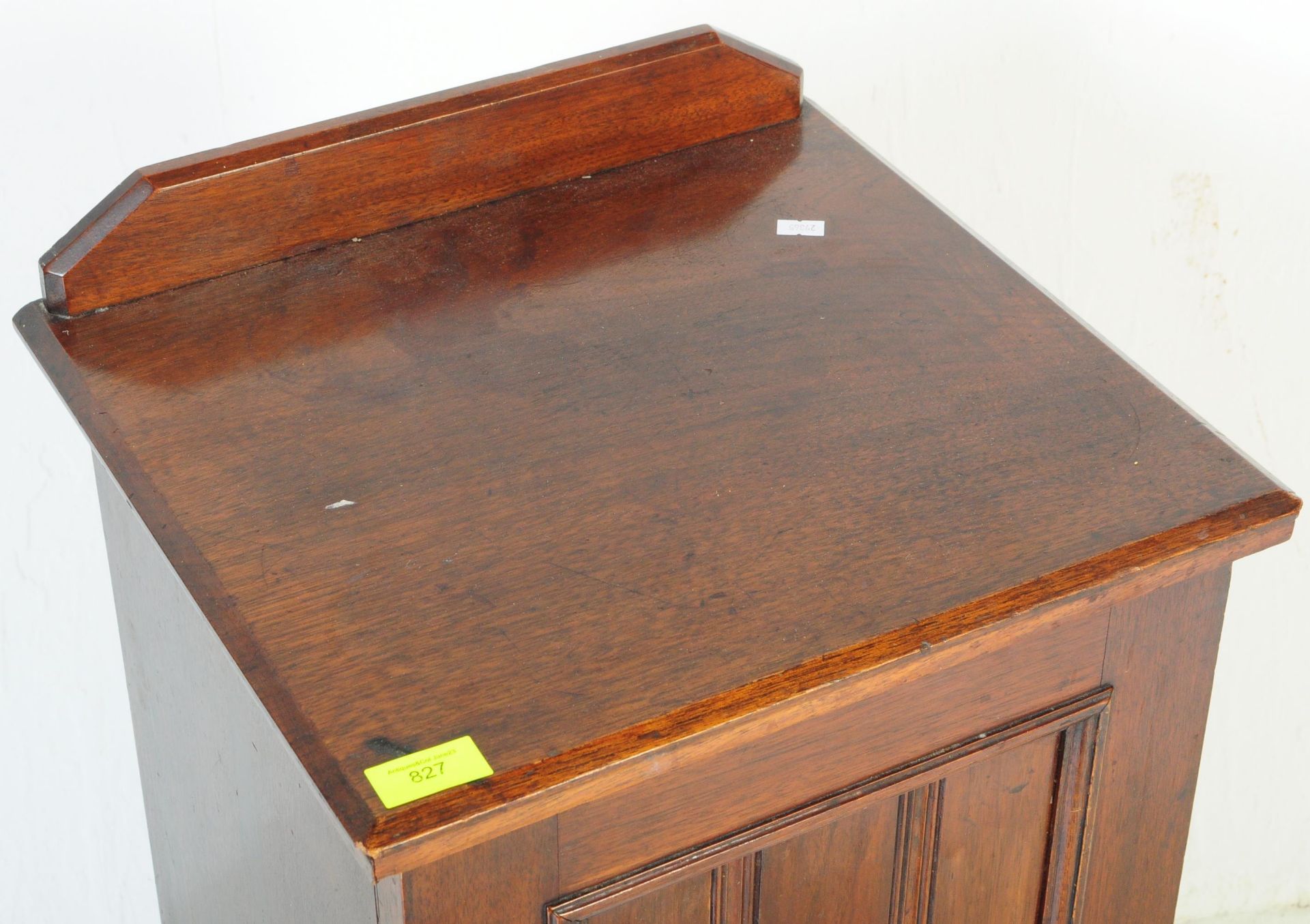 19TH CENTURY VICTORIAN MAHOGANY POT CUPBOARD - Image 4 of 5