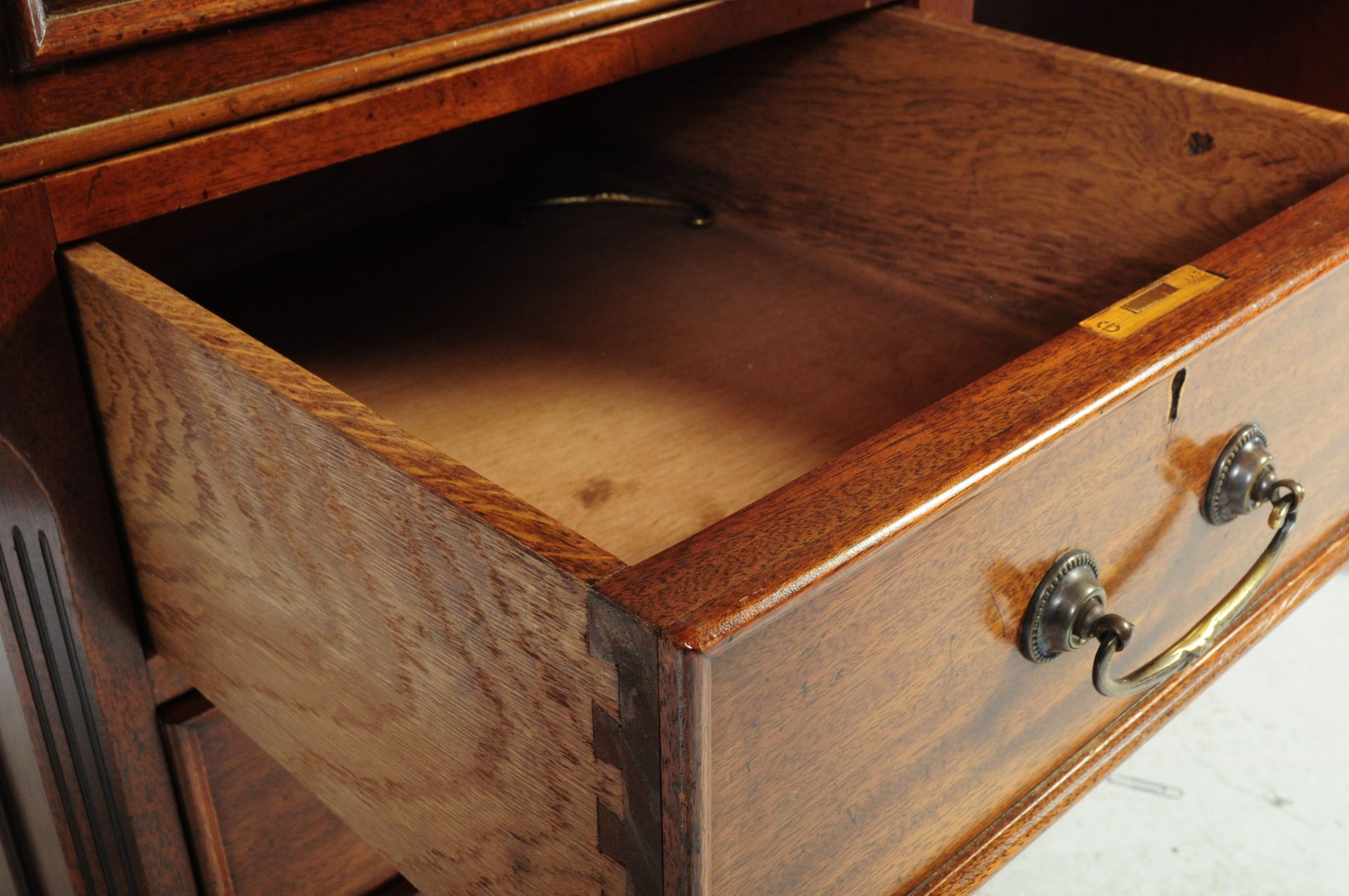 REPRODUCTION MAHOGANY TWIN PEDESTAL PARTNERS DESK - Bild 4 aus 8