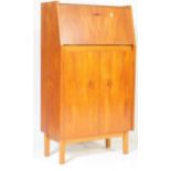 A RETRO VINTAGE MID 20TH CENTURY TEAK DRINKS COCKTAIL CABINET