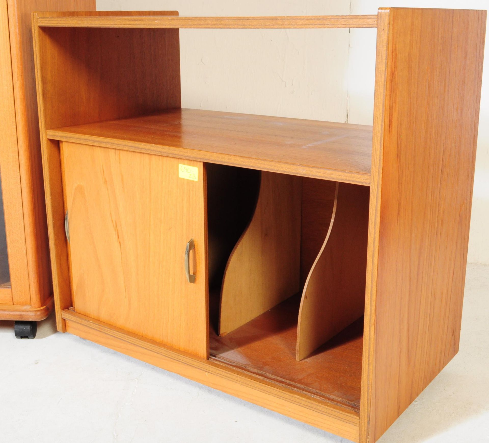 SET OF THREE MID TO LATE 20TH CENTURY TEAK WOOD CABINETS - Image 6 of 7