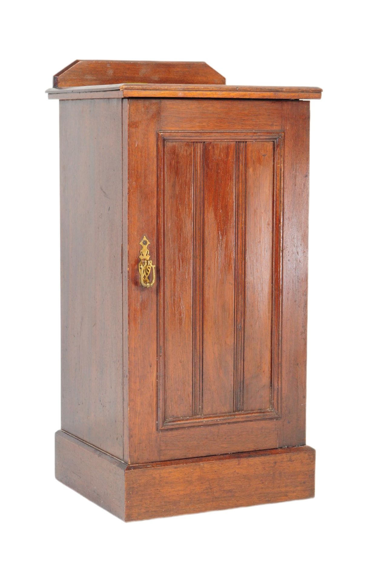 19TH CENTURY VICTORIAN MAHOGANY POT CUPBOARD