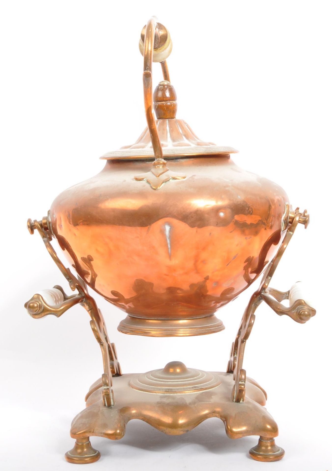 A 19TH CENTURY VICTORIAN COPPER SPIRIT KETTLE - Image 4 of 6