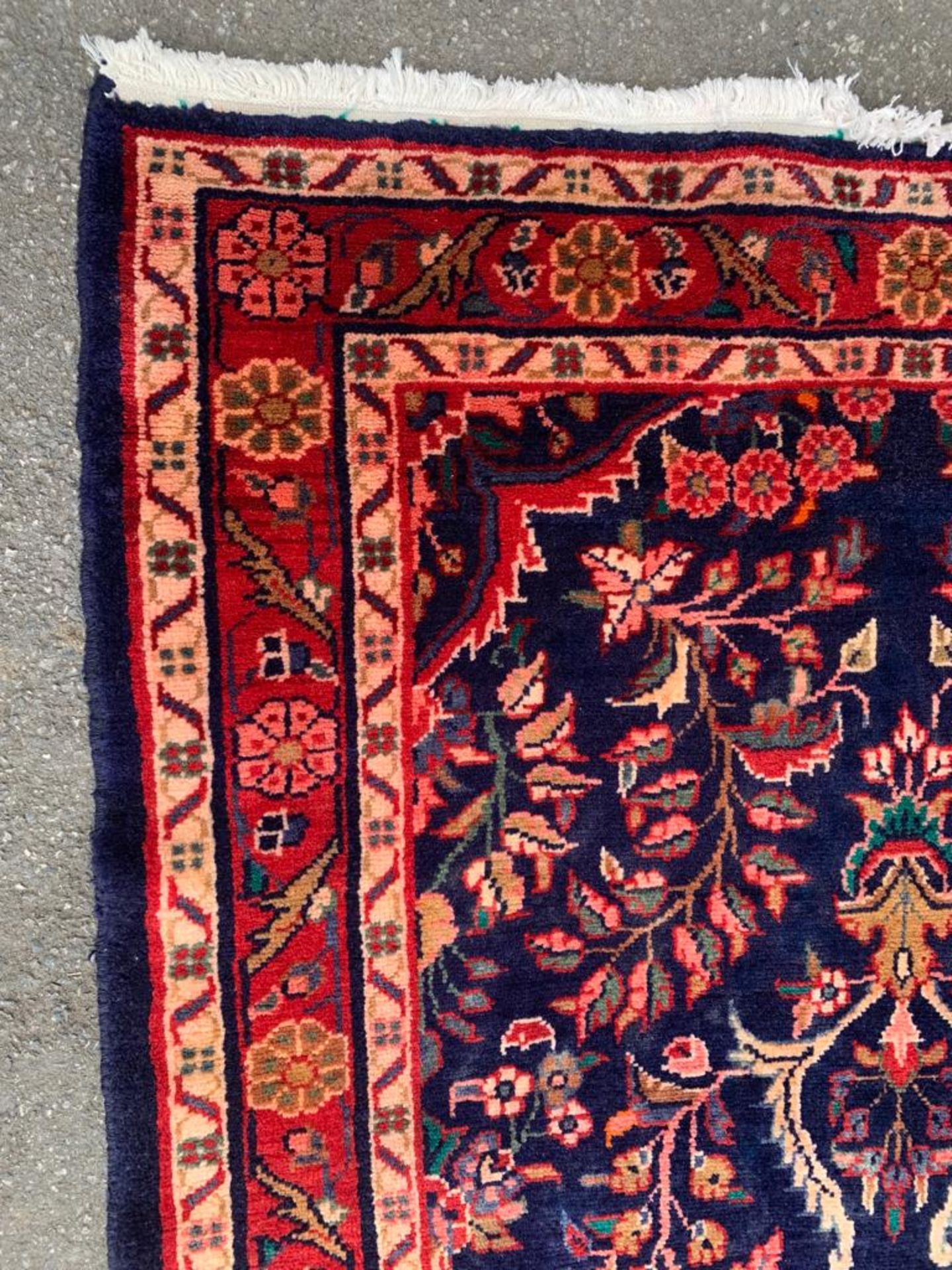 20TH CENTURY NORTH WEST PERSIAN SAROUK RUNNER RUG - Image 4 of 5