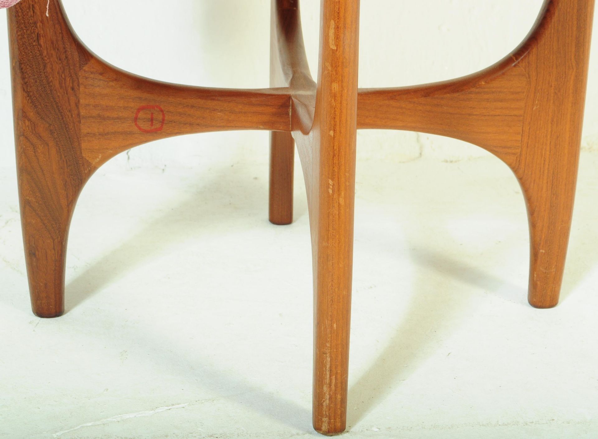 MID CENTURY G PLAN TEAK ASTRO DRESSING TABLE STOOL - Image 4 of 4