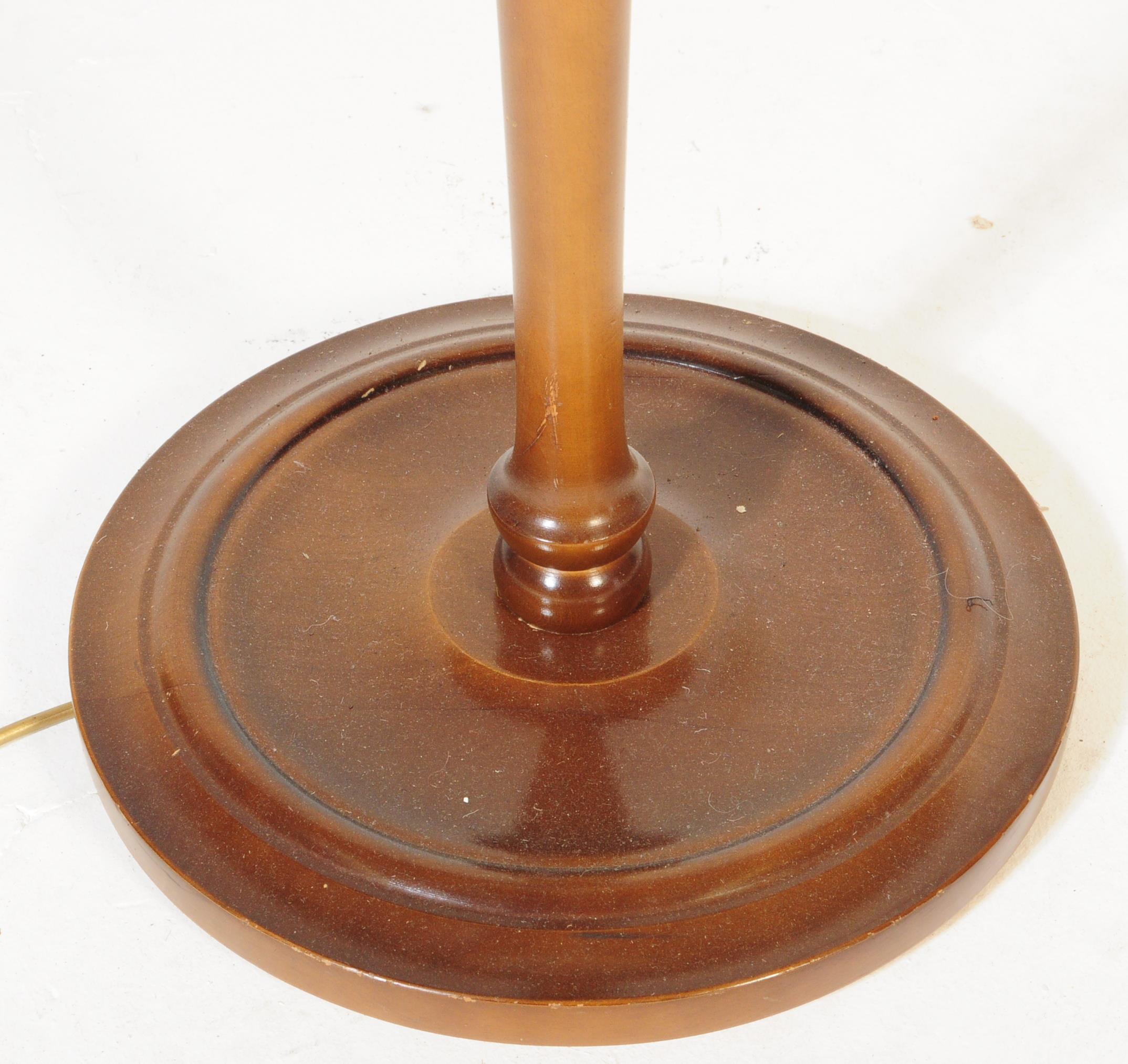 1920S MAHOGANY FLOOR STANDING STANDARD LAMP - Image 3 of 4