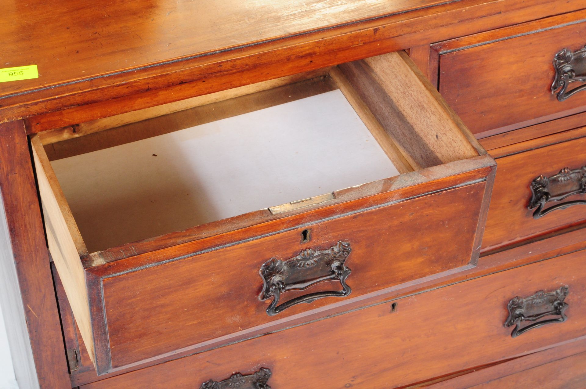 EDWARDIAN 1900S MAHOGANY DRESSING TABLE CHEST OF DRAWERS - Bild 3 aus 6