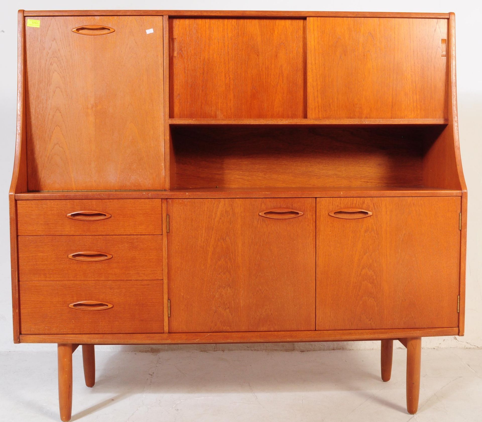 G-PLAN - MID CENTURY HIGHBOARD / SERVING SIDEBOARD - Bild 2 aus 6