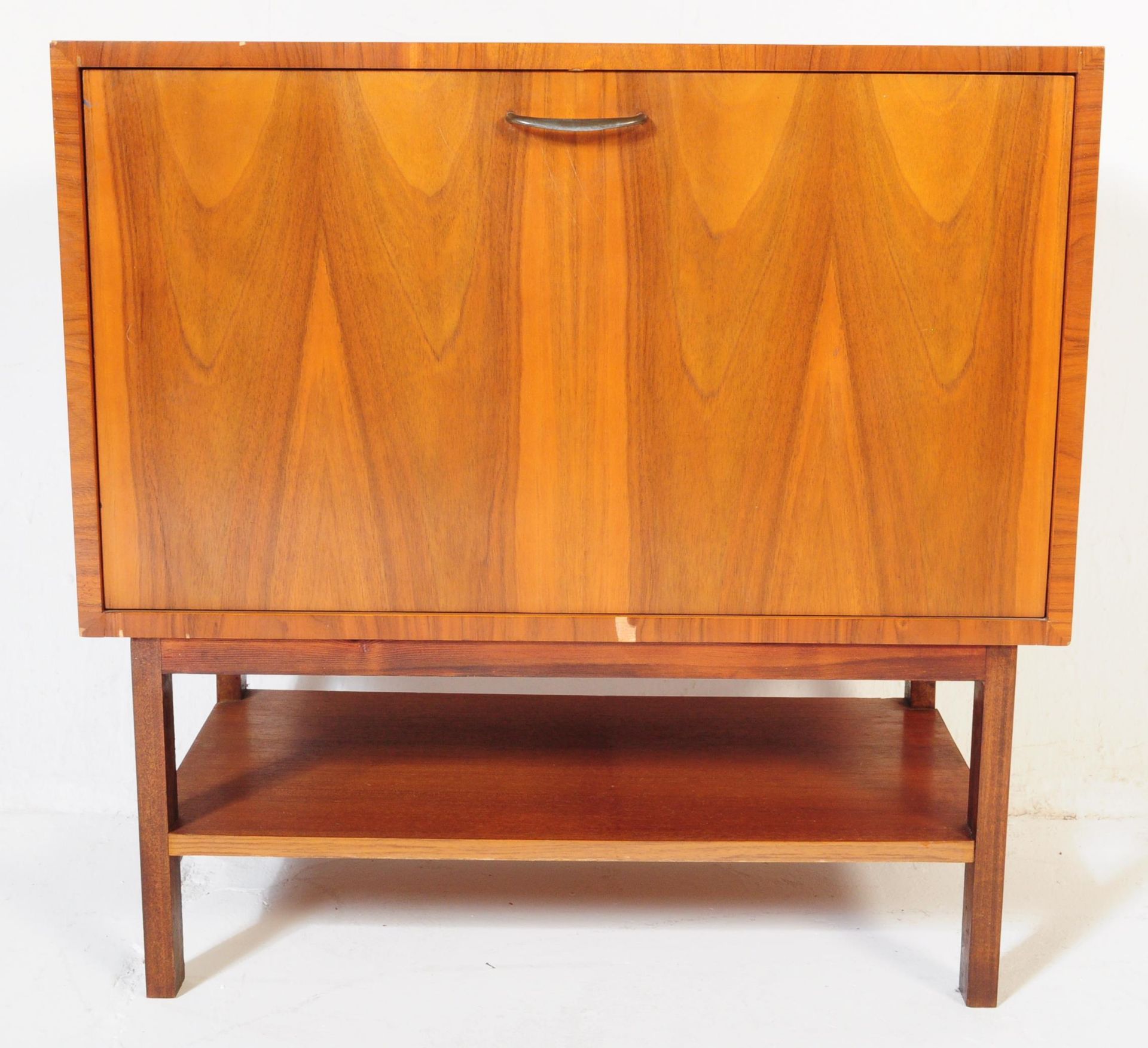 A RETRO VINTAGE TEAK WOOD RECORD VINYL CABINET - Image 2 of 6