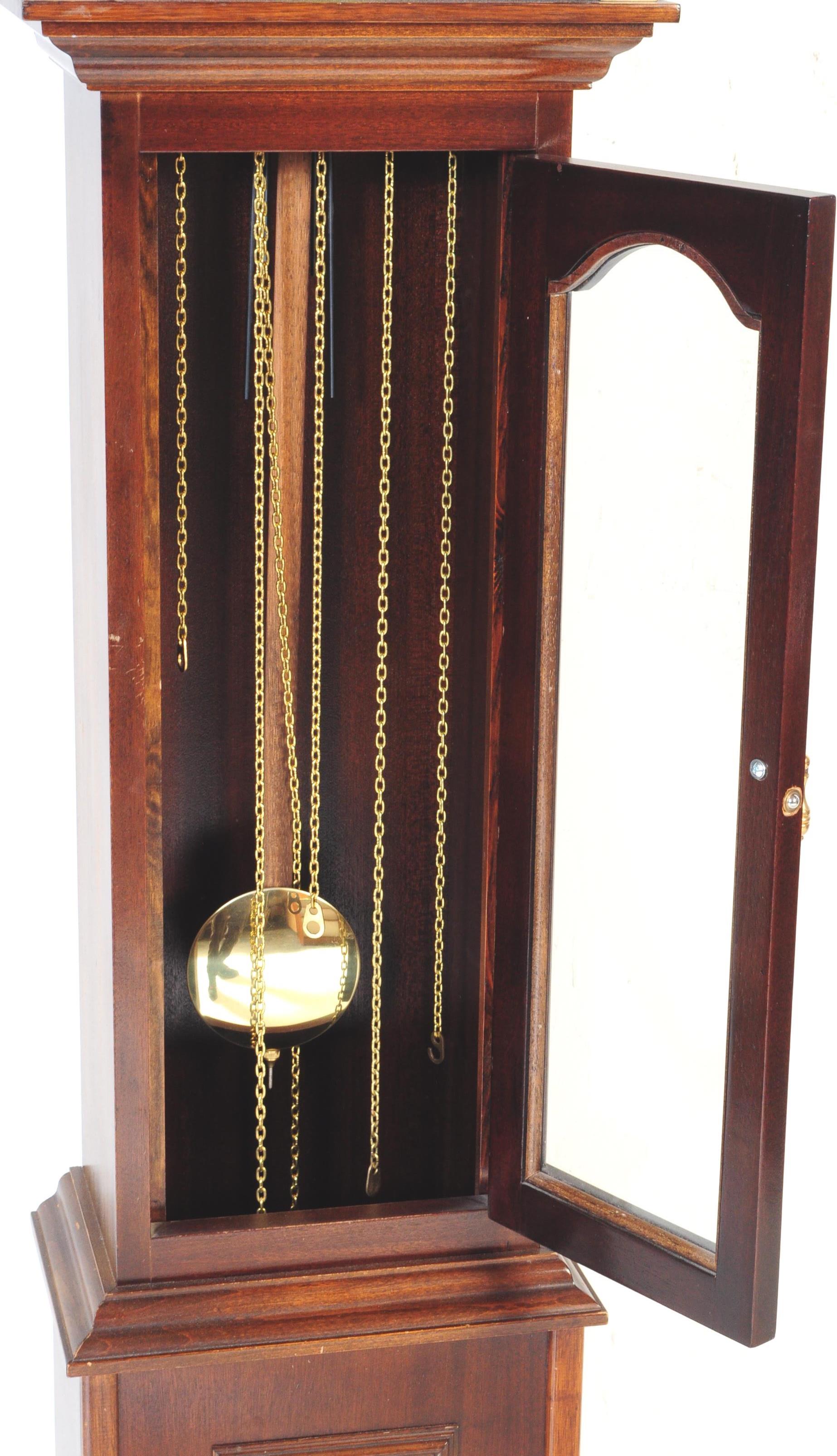 A MAHOGANY TEMPUS FUGIT LONGCASE GRANDMOTHER CLOCK - Image 4 of 5