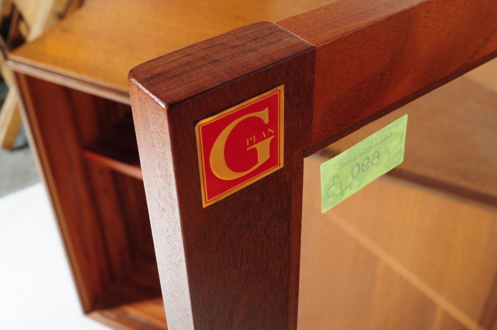 SET OF THREE MID TO LATE 20TH CENTURY TEAK WOOD CABINETS - Image 5 of 7