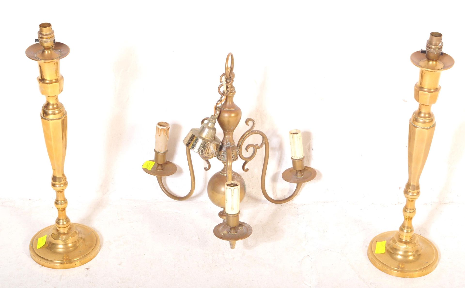A VICTORIAN 19TH CENTURY BRASS HANGING CEILING LIGHT - Image 2 of 4