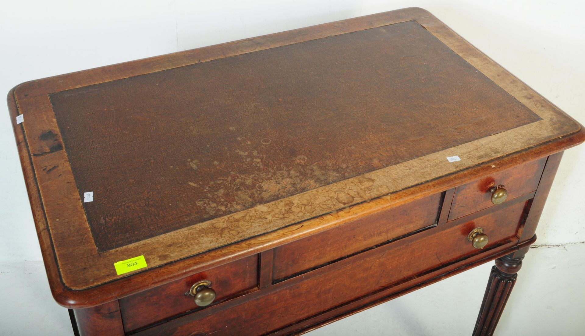 VICTORIAN 19TH CENTURY MAHOGANY WRITING TABLE DESK - Bild 6 aus 6