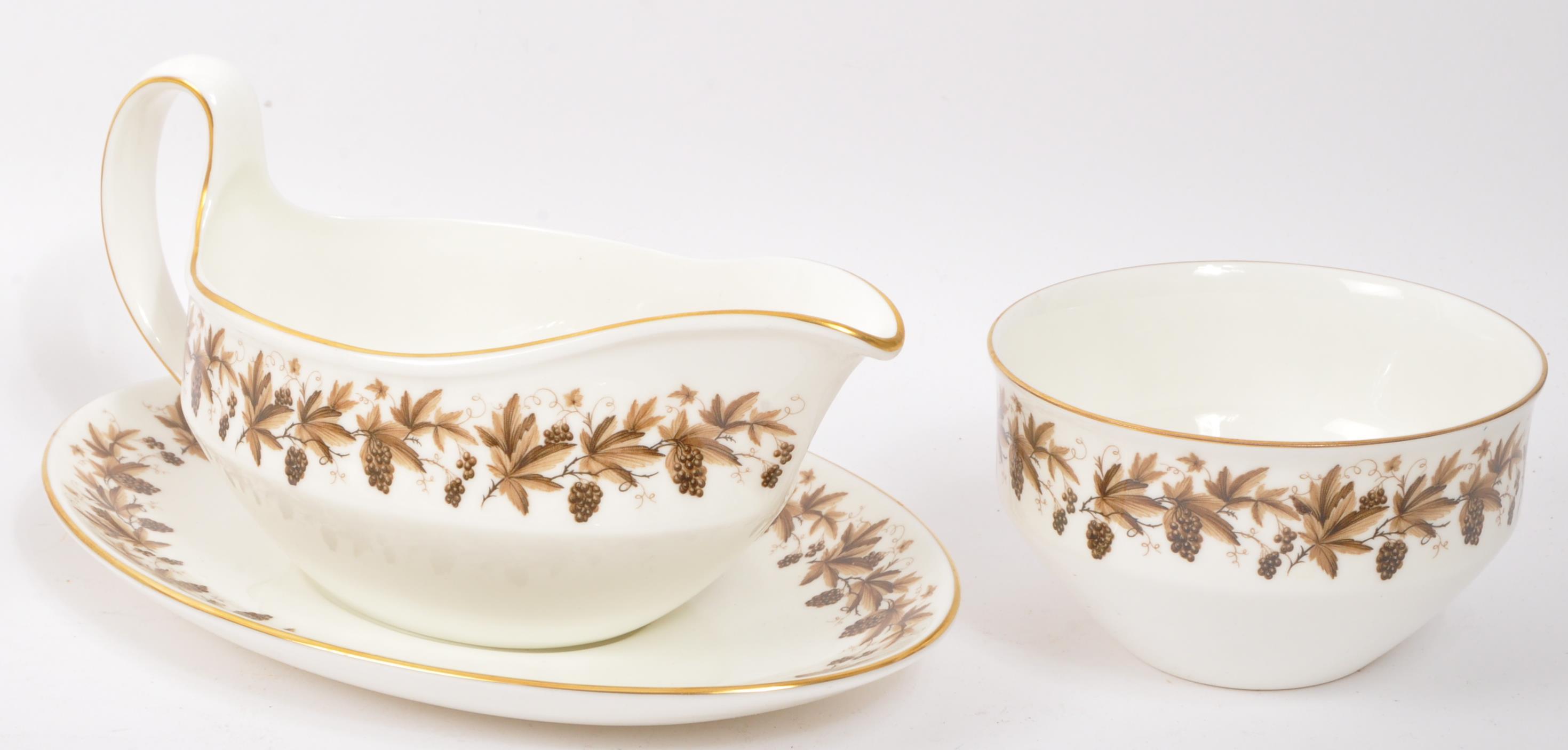 VINTAGE RETRO WEDGWOOD AUTUMN VINE DINNER TEA SET - Image 3 of 7