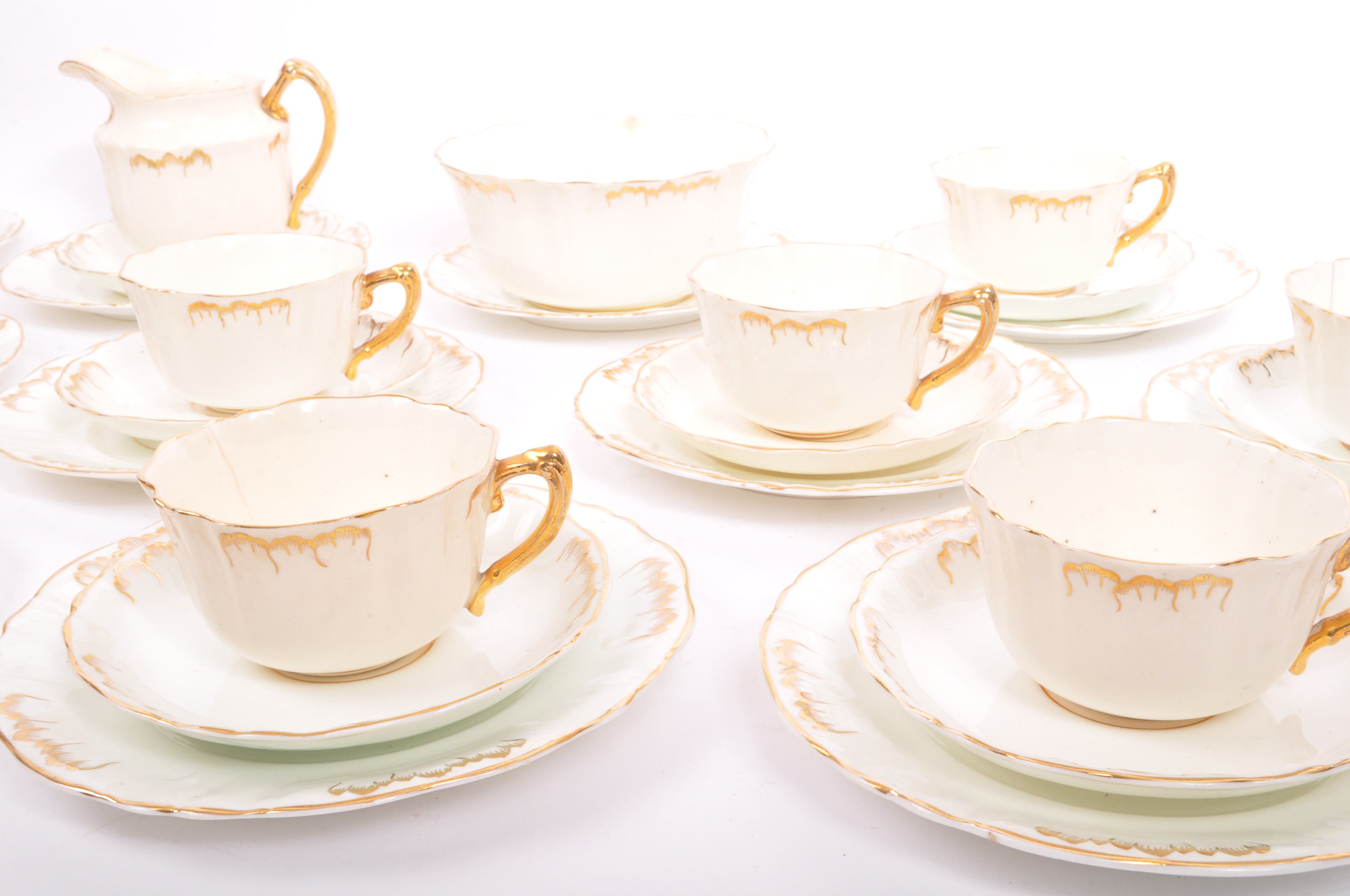 MID CENTURY AFTERNOON PORCELAIN TEA SET WITH GILT DECORATION - Image 4 of 7