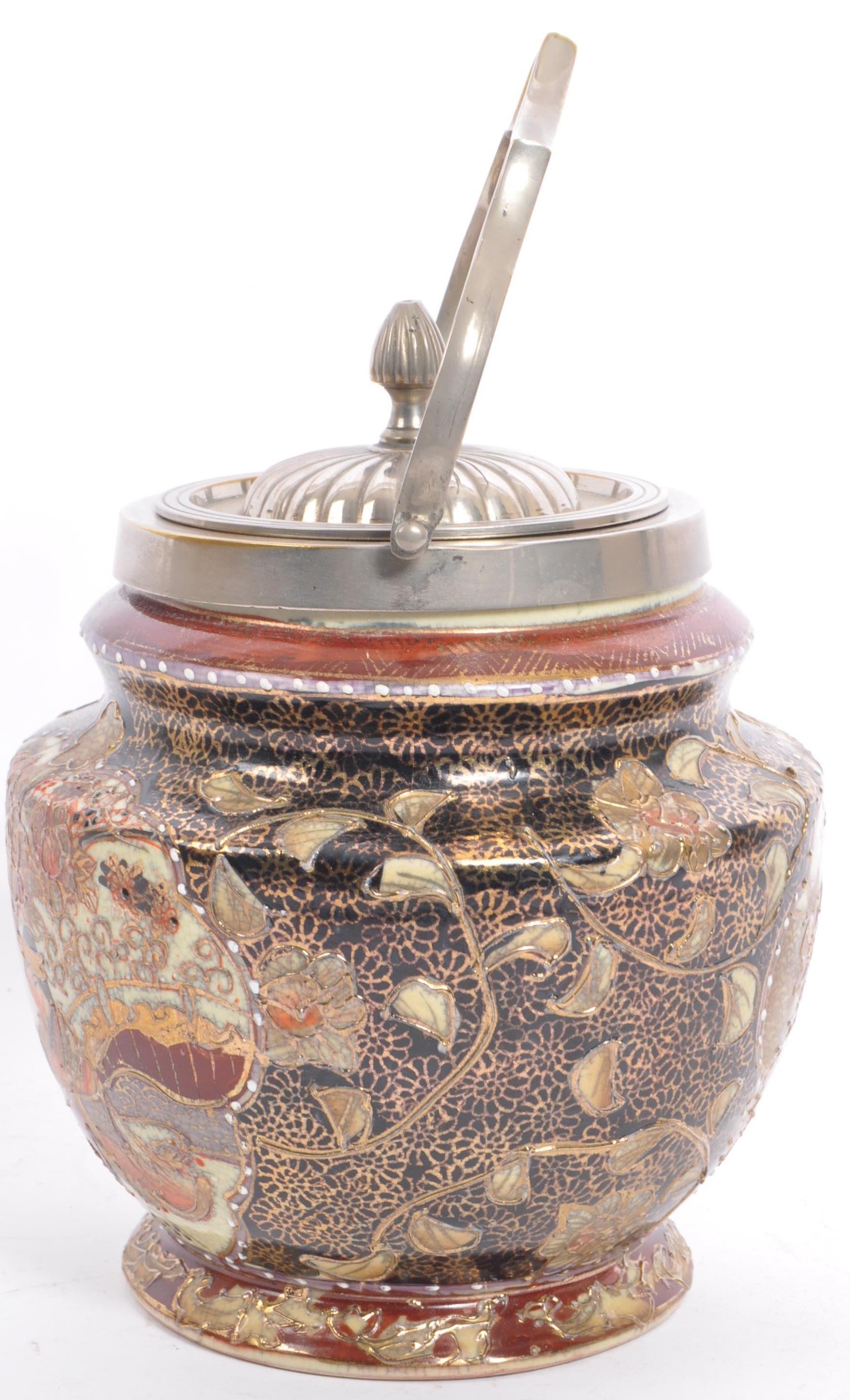 LATE 19TH CENTURY ORIENTAL LIDDED BISCUIT BARREL TOBACCO JAR - Image 2 of 6