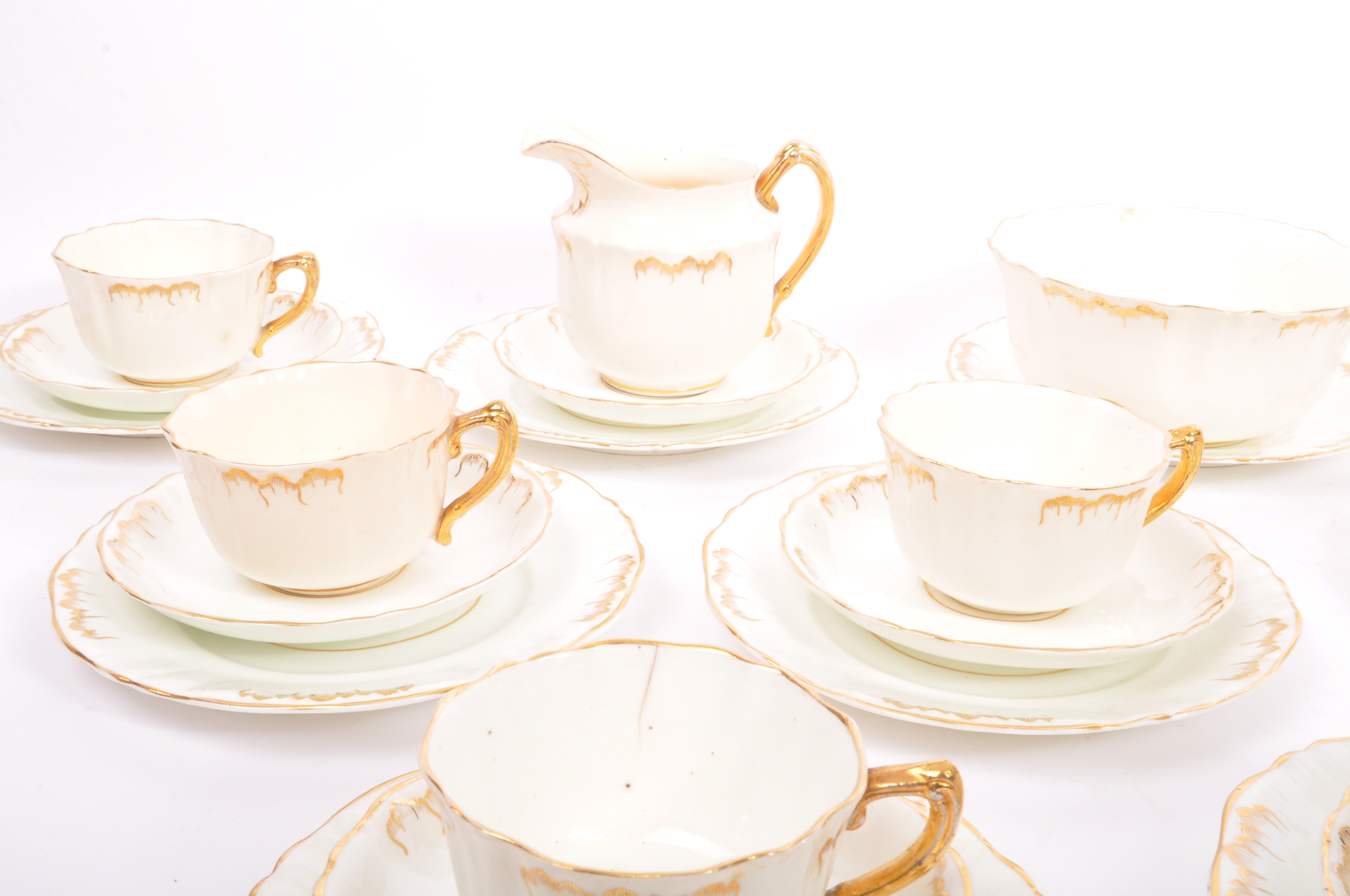 MID CENTURY AFTERNOON PORCELAIN TEA SET WITH GILT DECORATION - Image 5 of 7