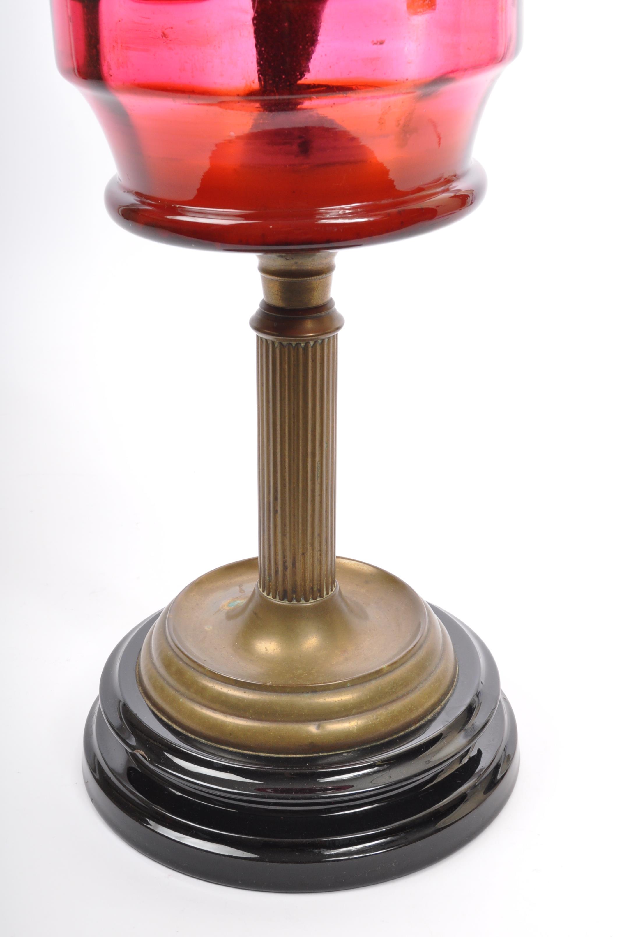 19TH CENTURY CRANBERRY GLASS AND BRASS OIL LAMP - Image 5 of 6