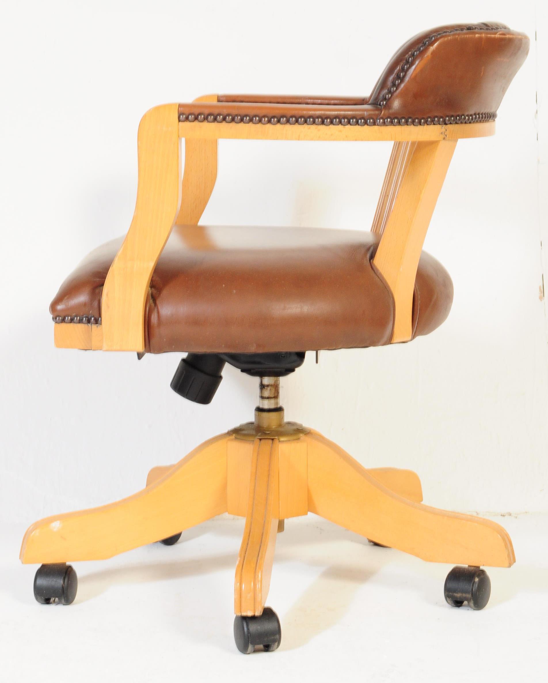 20TH CENTURY SWIVEL OFFICE CHAIR - Image 3 of 4