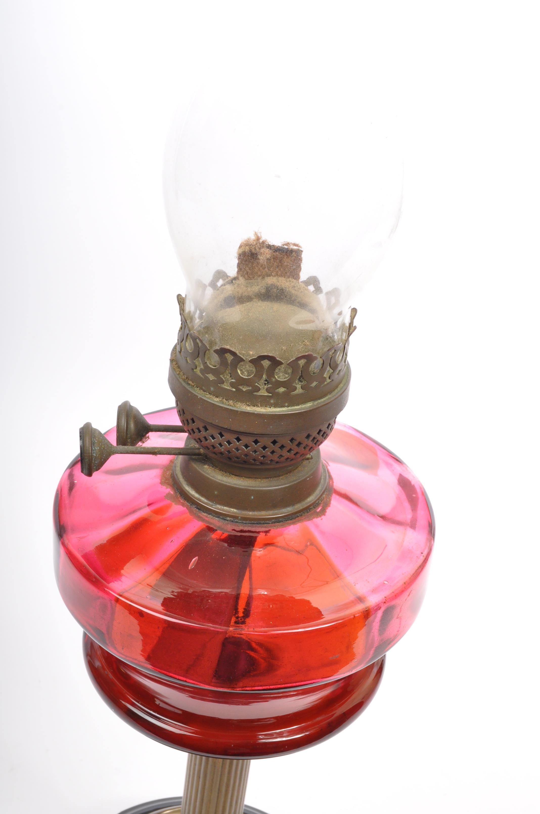 19TH CENTURY CRANBERRY GLASS AND BRASS OIL LAMP - Image 6 of 6