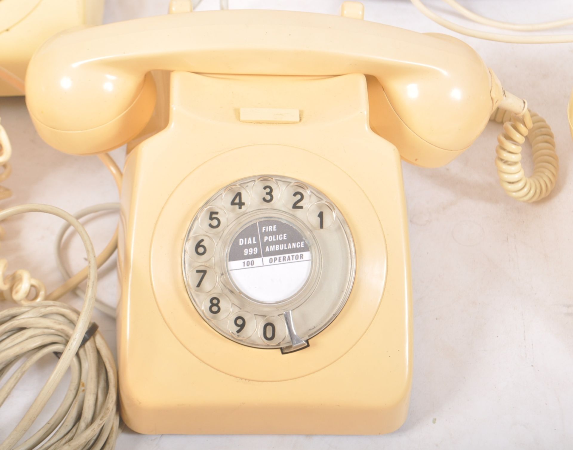 COLLECTION OF ELEVEN VINTAGE 1970S ROTARY DIAL GPO TELEPHONES - Image 4 of 5