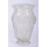 EARLY 20TH CENTURY LALIQUE MANNER FLORAL VASE