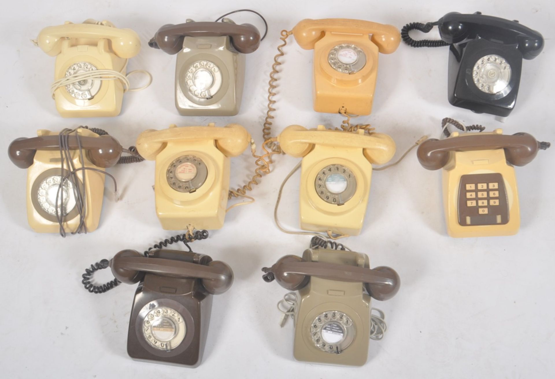 COLLECTION OF TEN VINTAGE 1970S ROTARY DIAL GPO TELEPHONES - Image 2 of 3