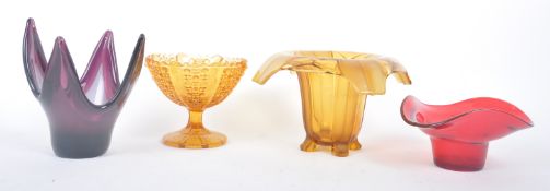 FOUR PIECES OF RETRO VIBRANT 20TH CENTURY STUDIO ART GLASS