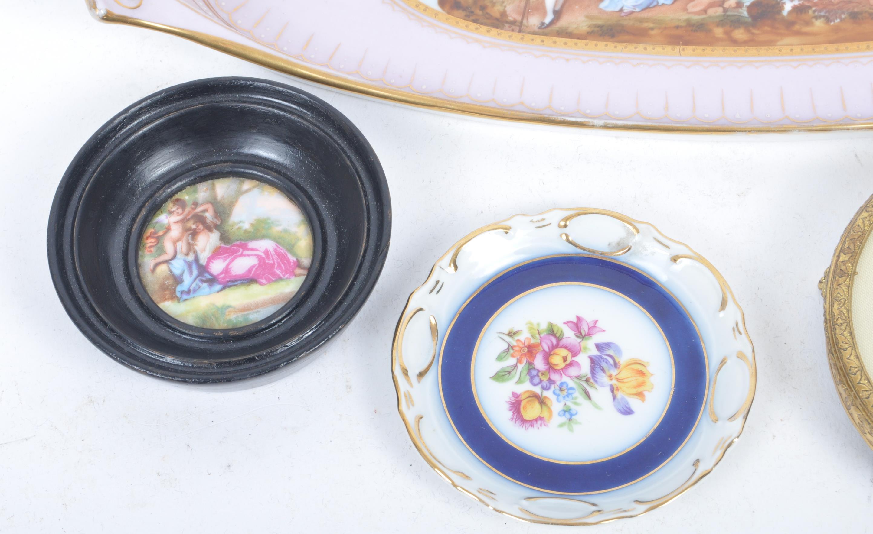 COLLECTION OF CONTINENTAL EARLY 20TH CENTURY FINE BONE CHINA - Image 4 of 6