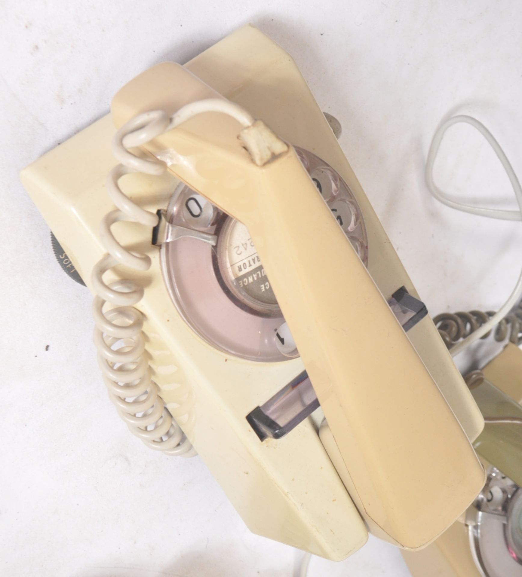 COLLECTION OF NINE VINTAGE 1970S GPO TRIMBONE TELEPHONES - Image 5 of 9