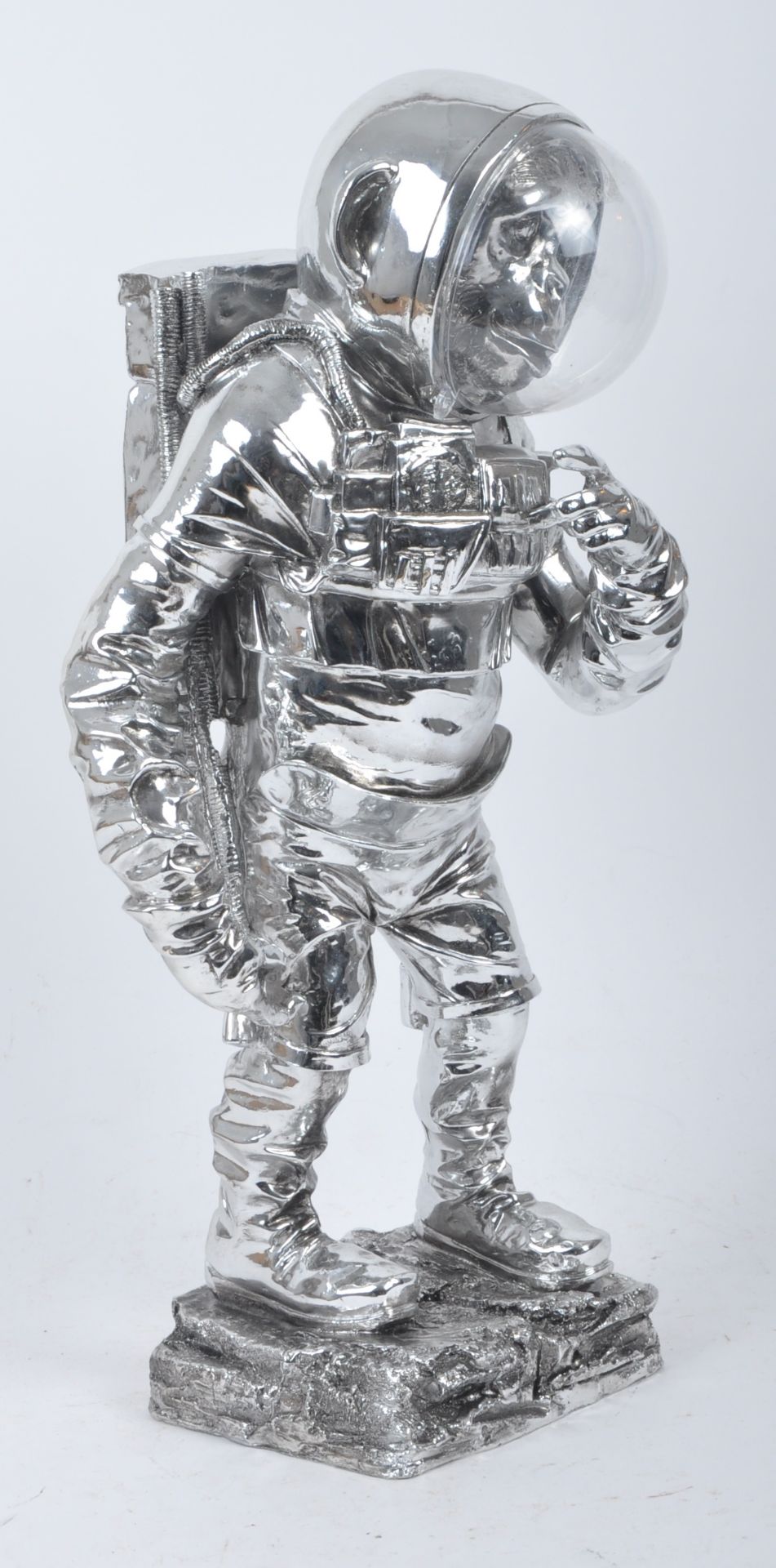 CONTEMPORARY ASTRONAUT CHIMP STATUE / FIGURE - Image 2 of 6