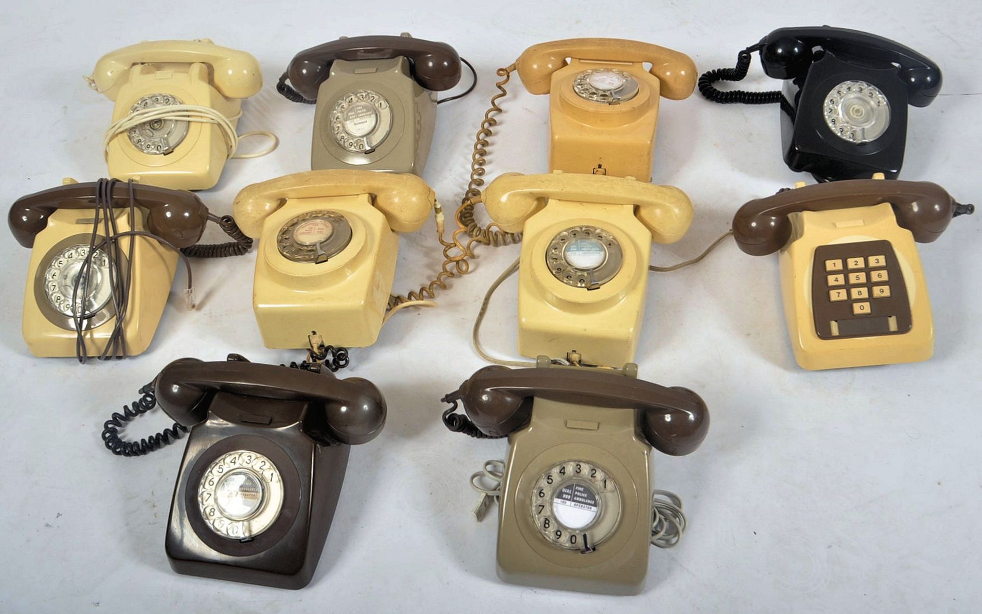 COLLECTION OF TEN VINTAGE 1970S ROTARY DIAL GPO TELEPHONES