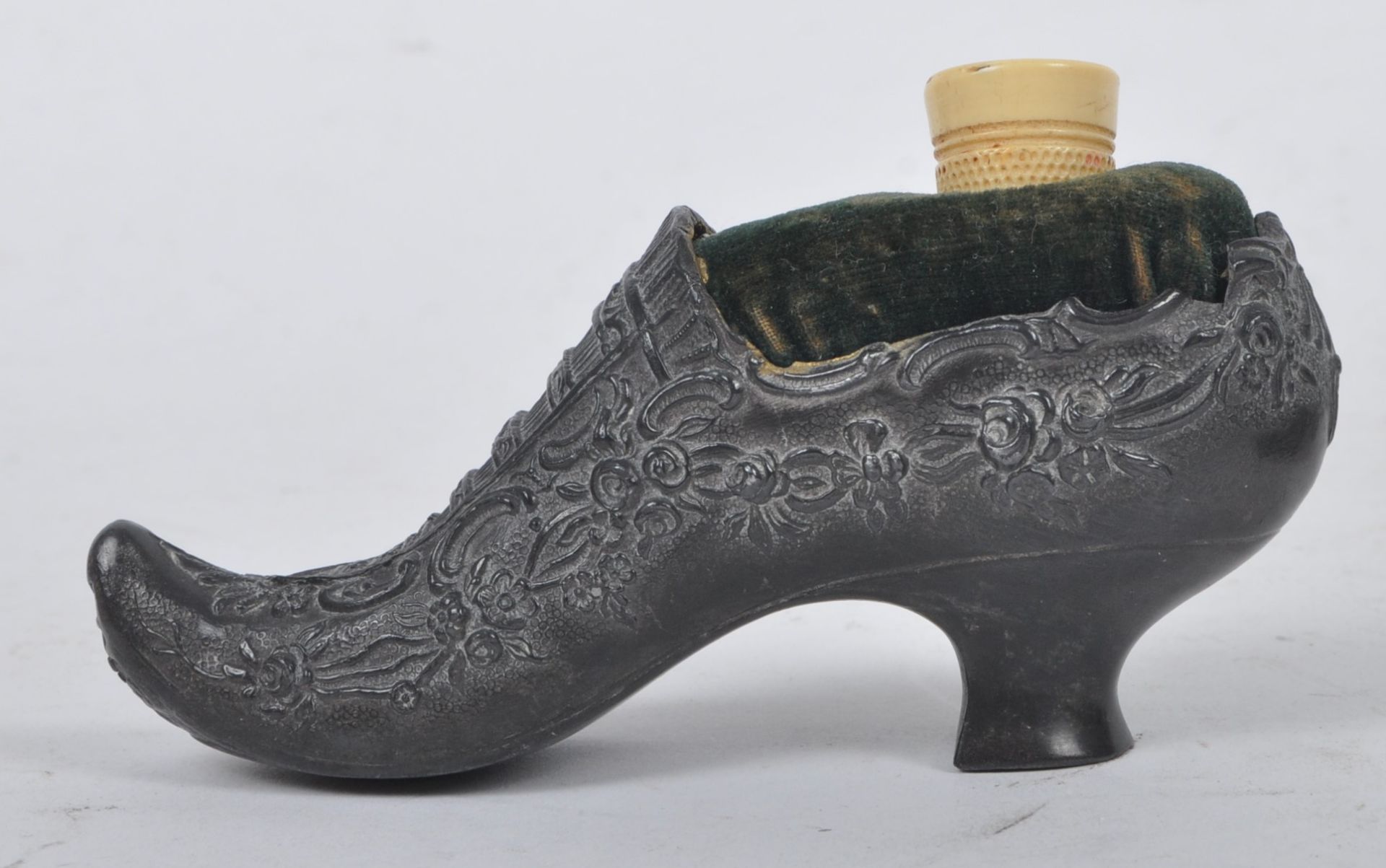 FOUR DECORATIVE MINIATURE SHOES - PIN CUSHIONS & SNUFFBOX - Image 3 of 6