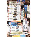 MODEL KITS - COLLECTION OF AIRFIX PLASTIC MODEL KITS