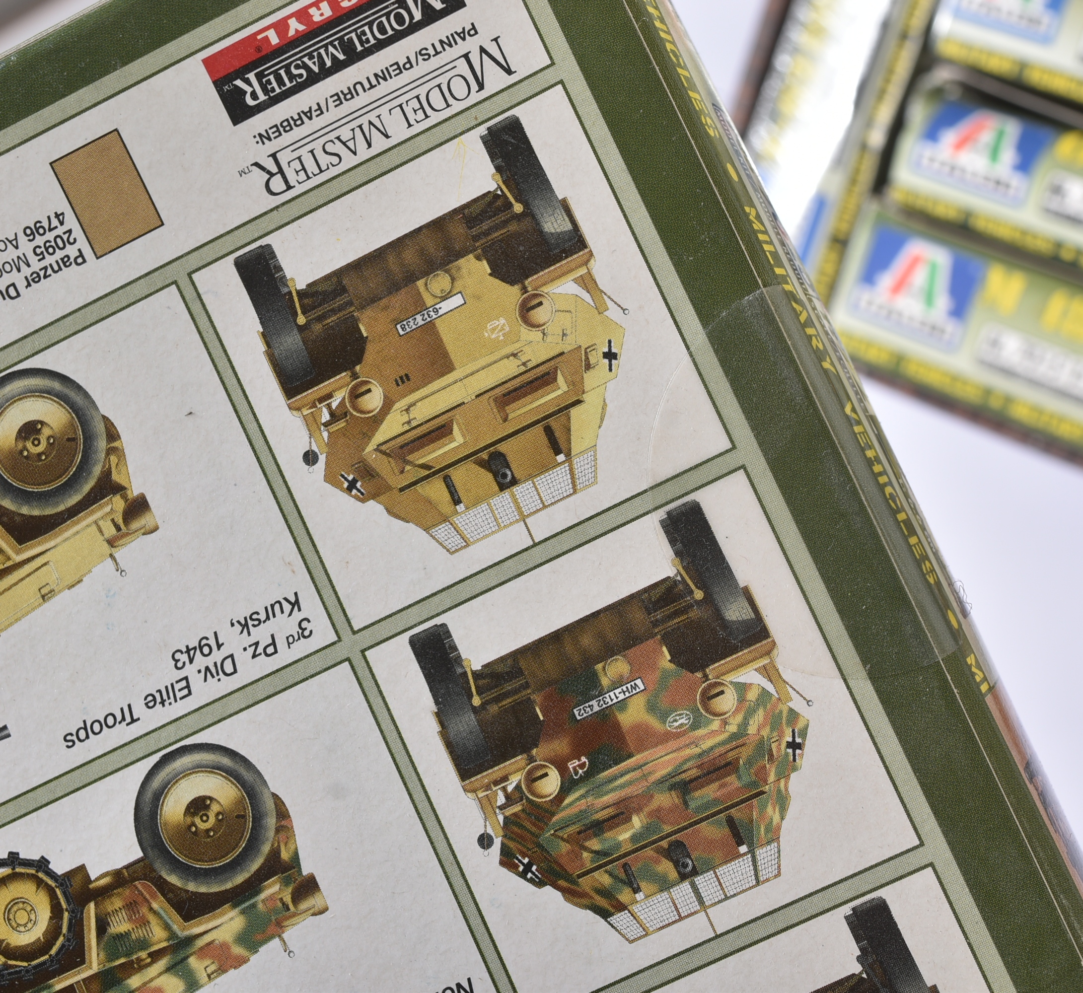 COLLECTION OF ITALIERI MILITARY VEHICLE MODEL KITS 1/72 SCALE - Image 3 of 6