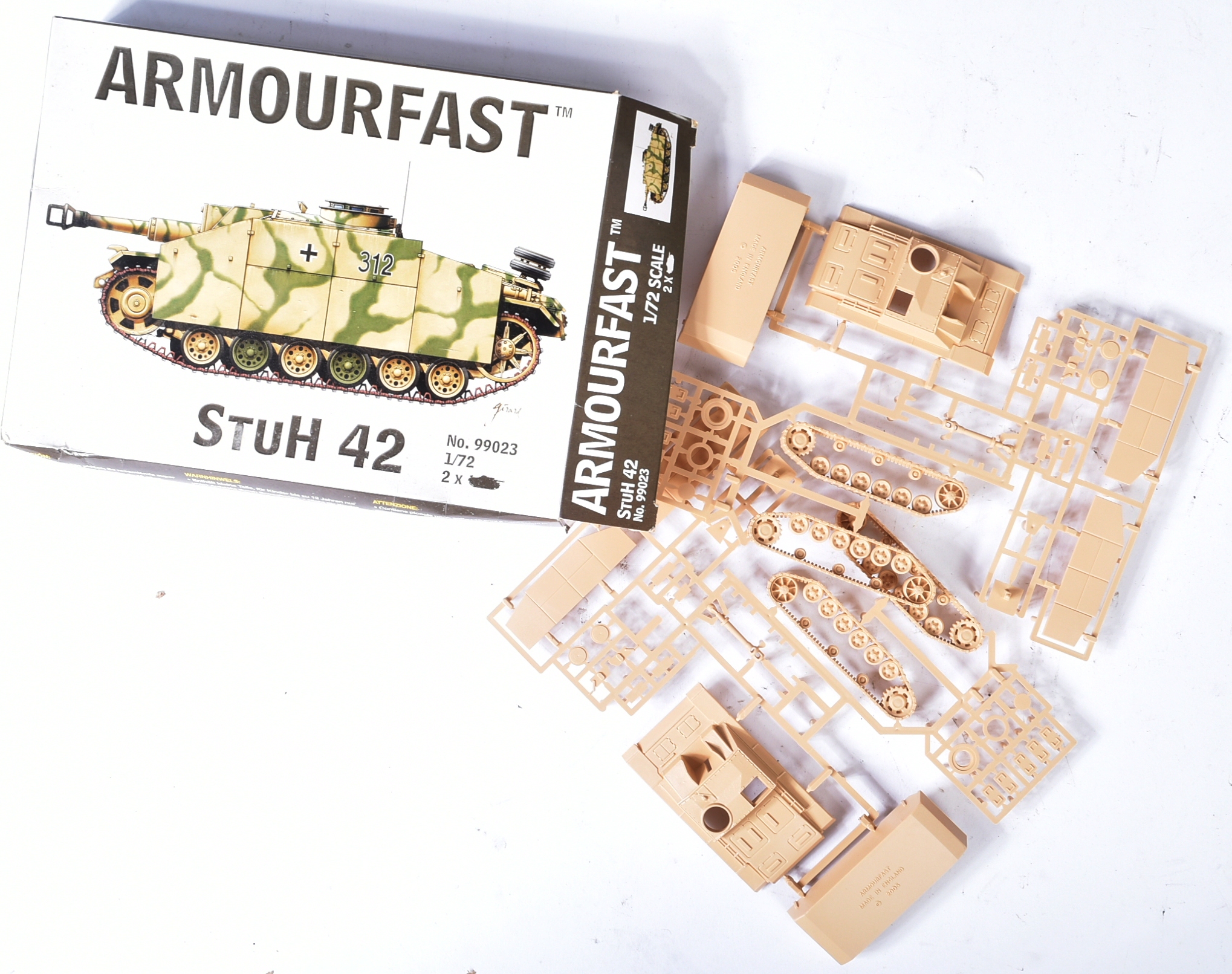 MODEL KITS - COLLECTION OF 1/72 SCALE ARMOURFAST MODEL KITS - Image 4 of 5