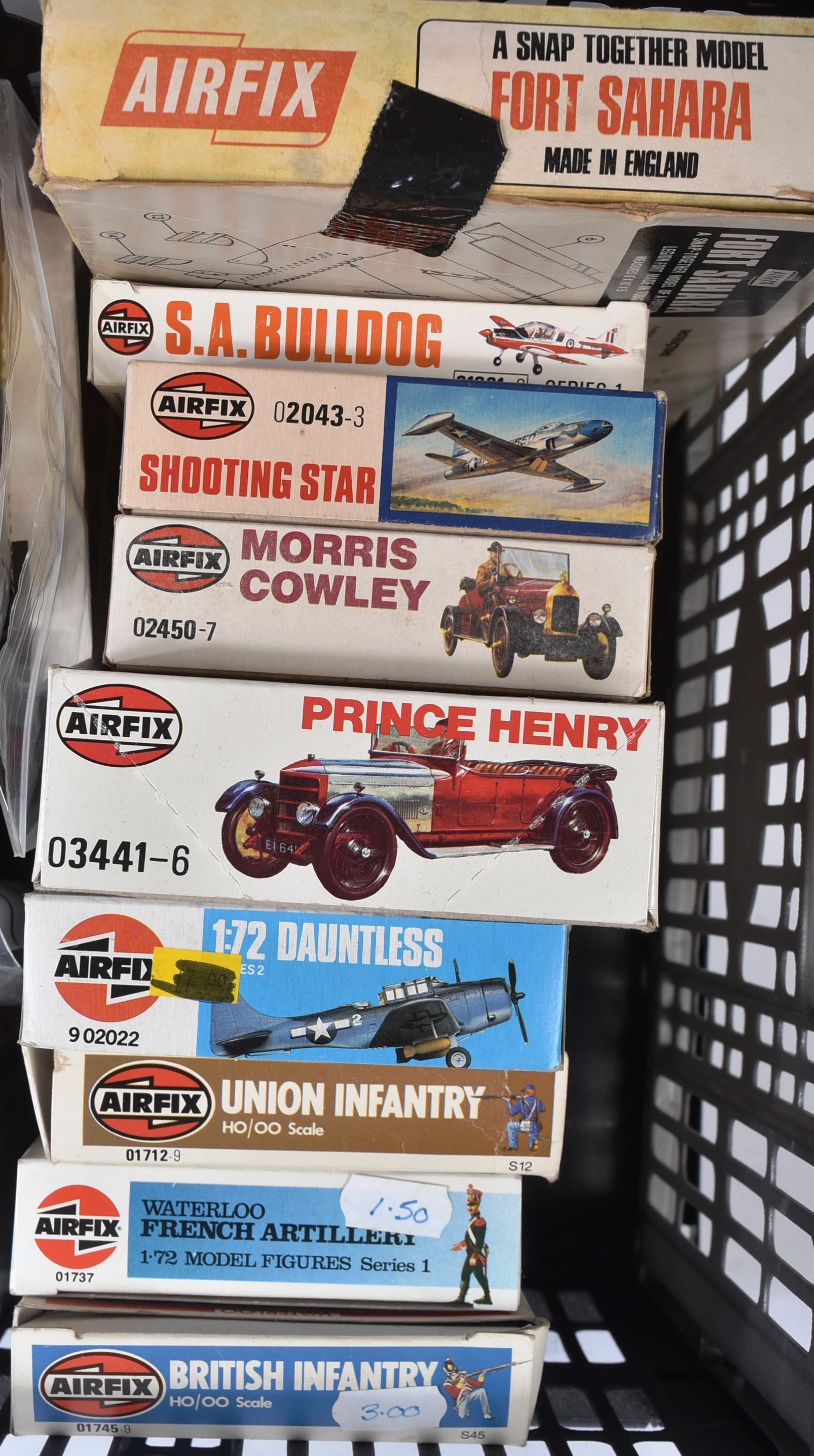 MODEL KITS - COLLECTION OF ASSORTED AIRFIX MILITARY MODEL KITS - Image 4 of 7
