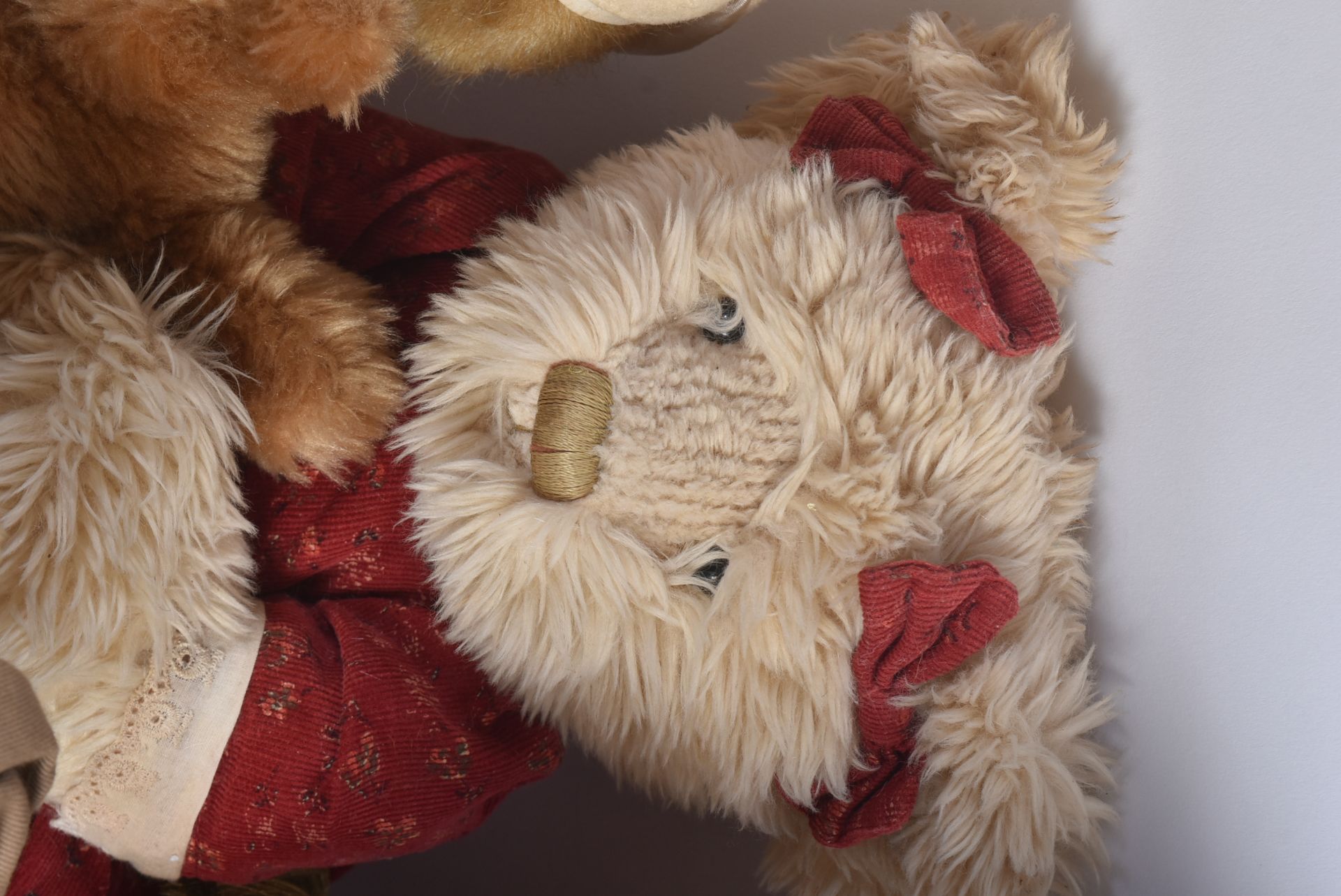 COLLECTION OF X7 SOFT TEDDY BEARS - Bild 5 aus 6