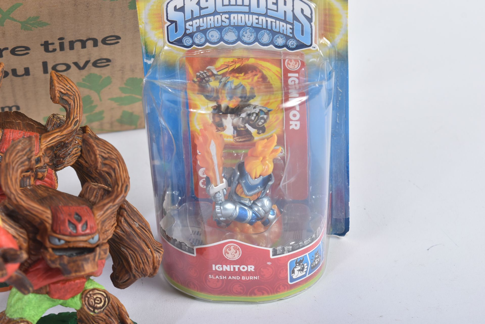 RETRO GAMING - SKYLANDERS TOY-TO-LIFE VIDEO GAME FIGURES - Bild 5 aus 8