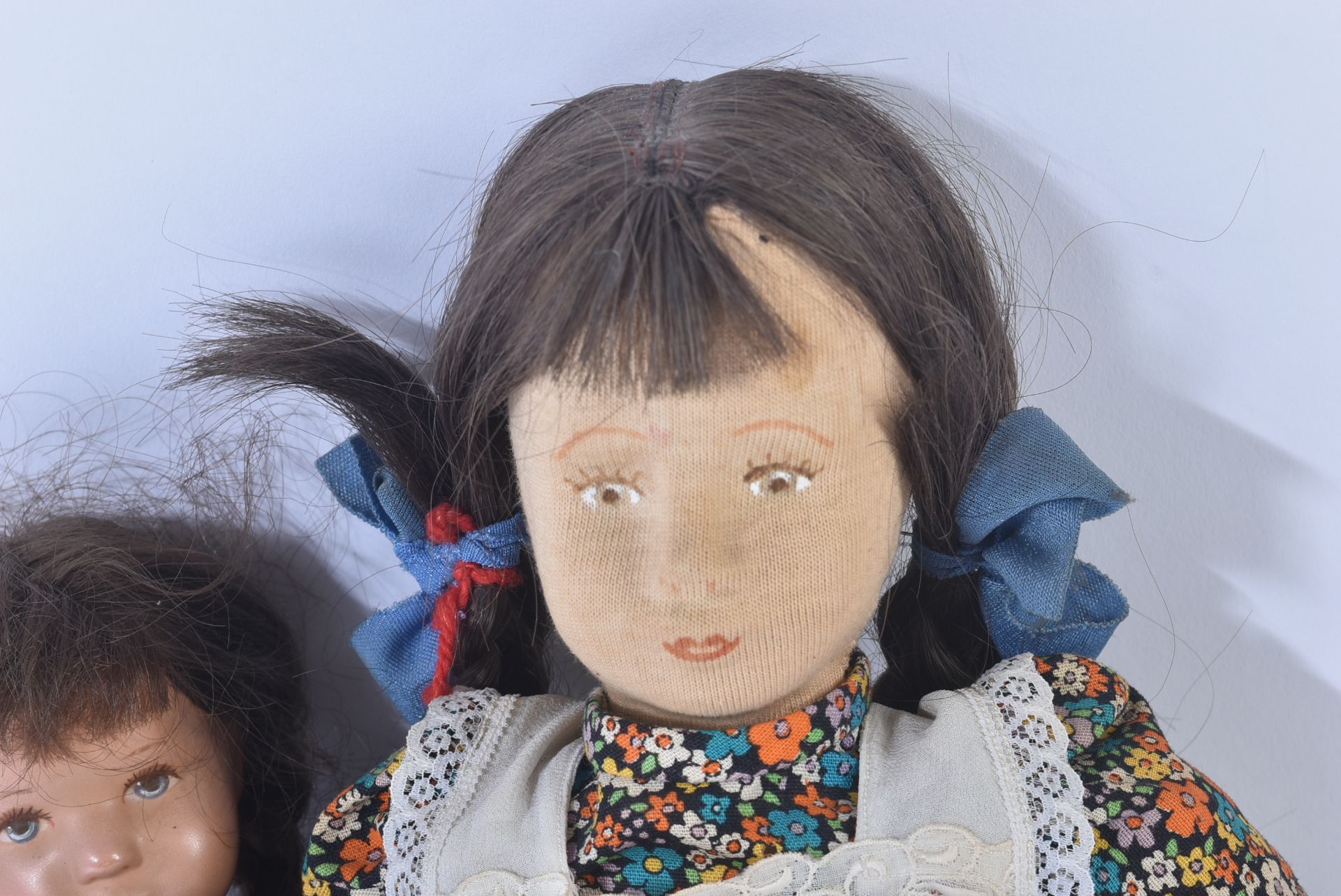 TWO EARLY 20TH CENTURY KATHE KRUSE DOLLS - Bild 2 aus 9