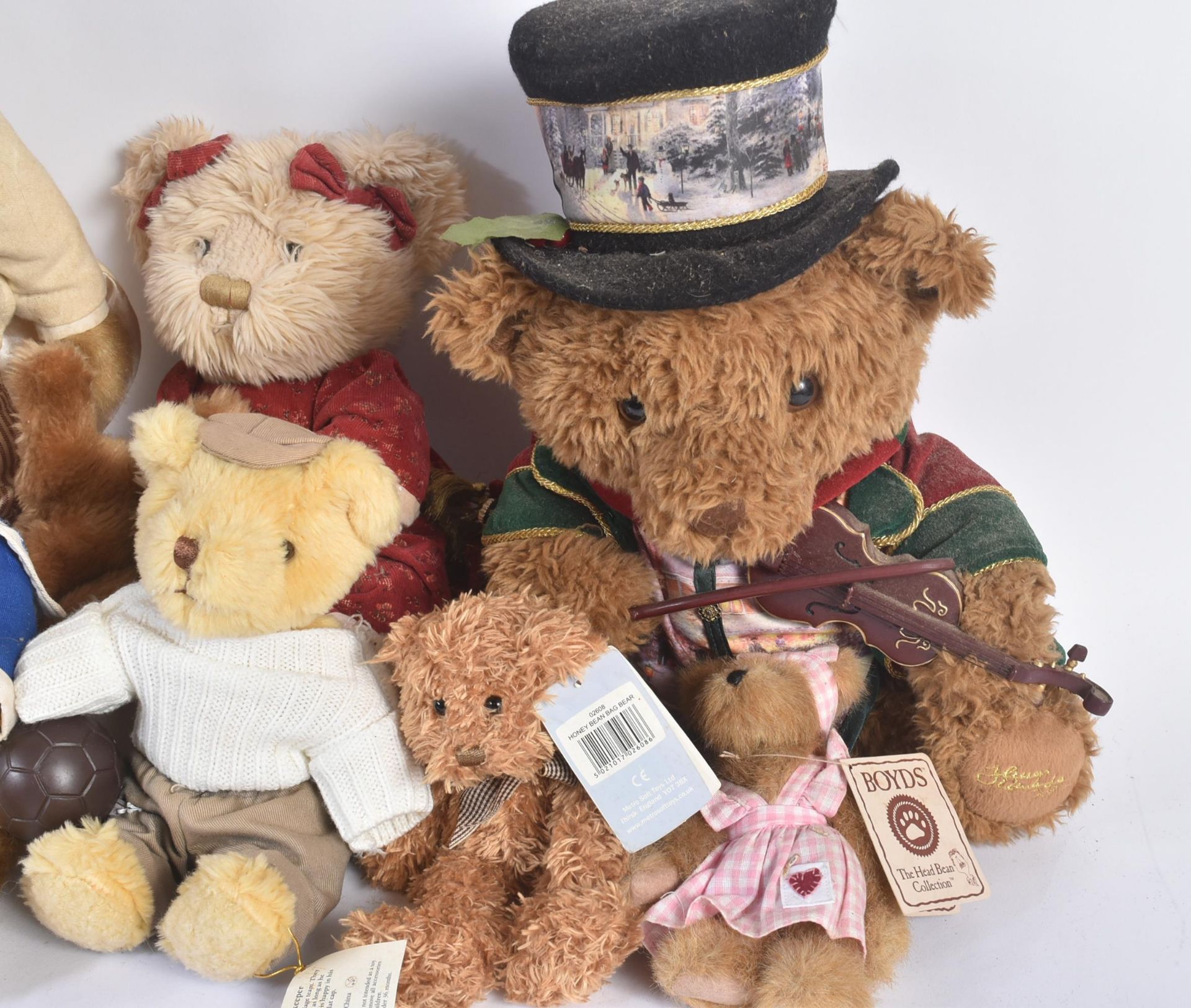 COLLECTION OF X7 SOFT TEDDY BEARS - Bild 2 aus 6