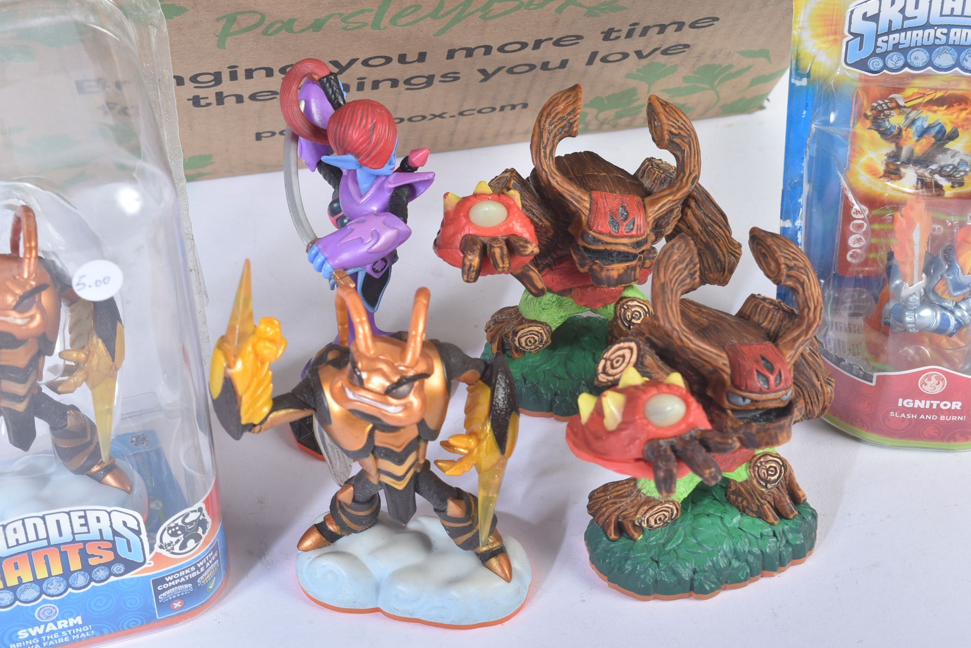 RETRO GAMING - SKYLANDERS TOY-TO-LIFE VIDEO GAME FIGURES - Bild 3 aus 8