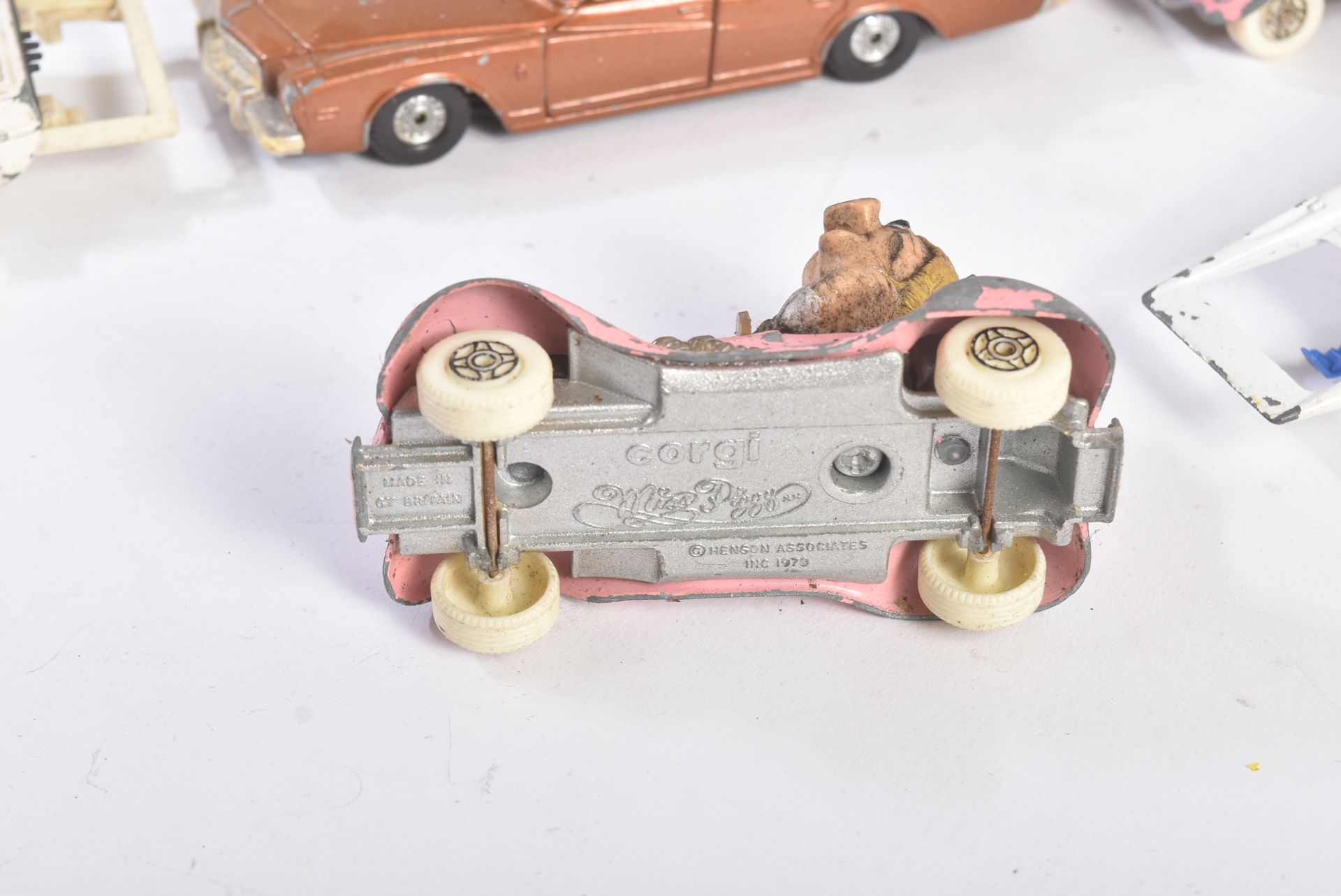 COLLECTION OF CORGI TOYS TV & FILM RELATED DIECAST MODELS - Image 6 of 12