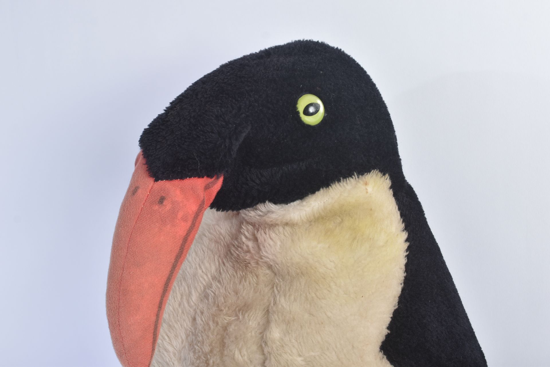 LARGE VINTAGE PENGUIN SOFT TOY - Bild 2 aus 6