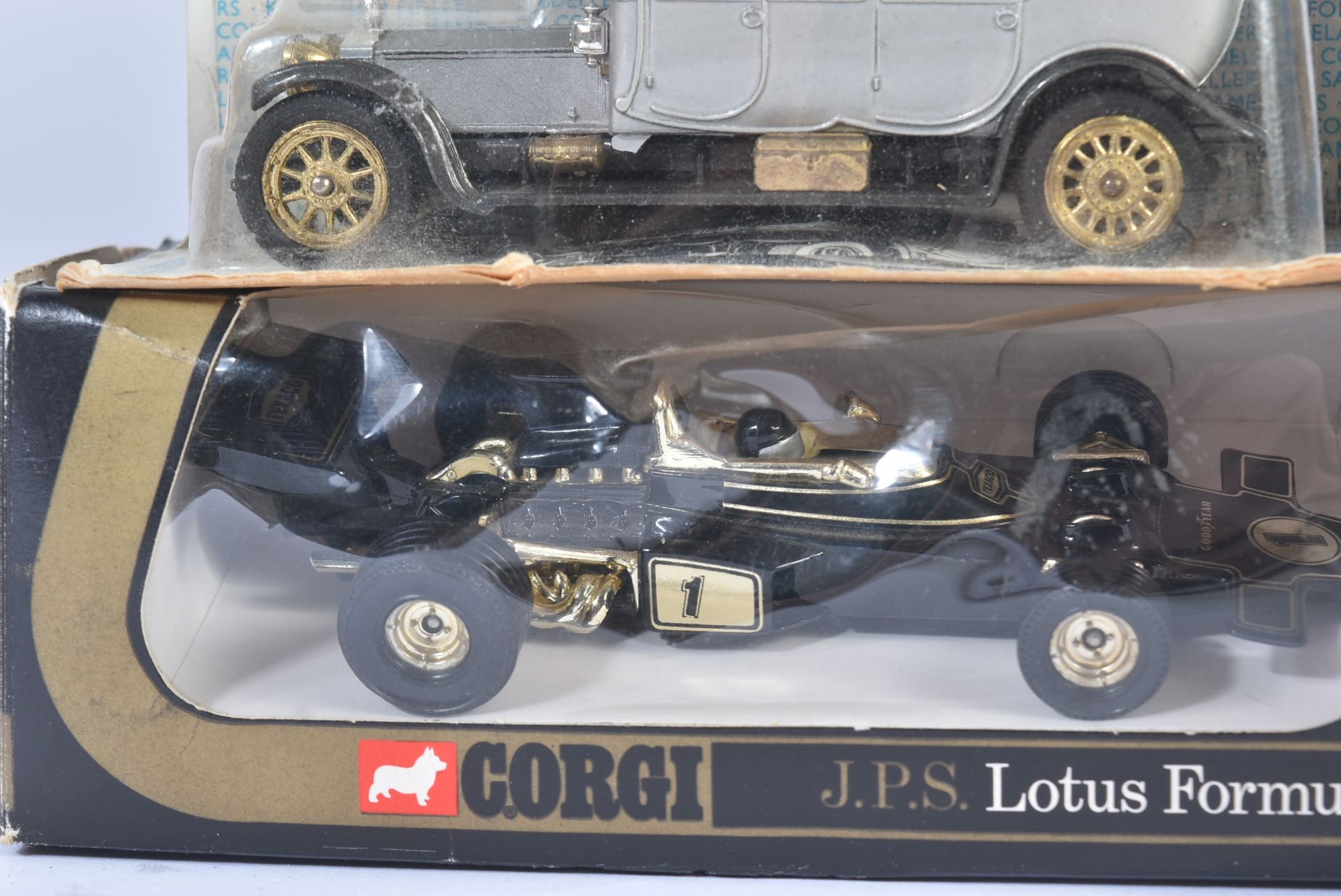 COLLECTION OF ASSORTED VINTAGE DIECAST MODELS - Image 5 of 7
