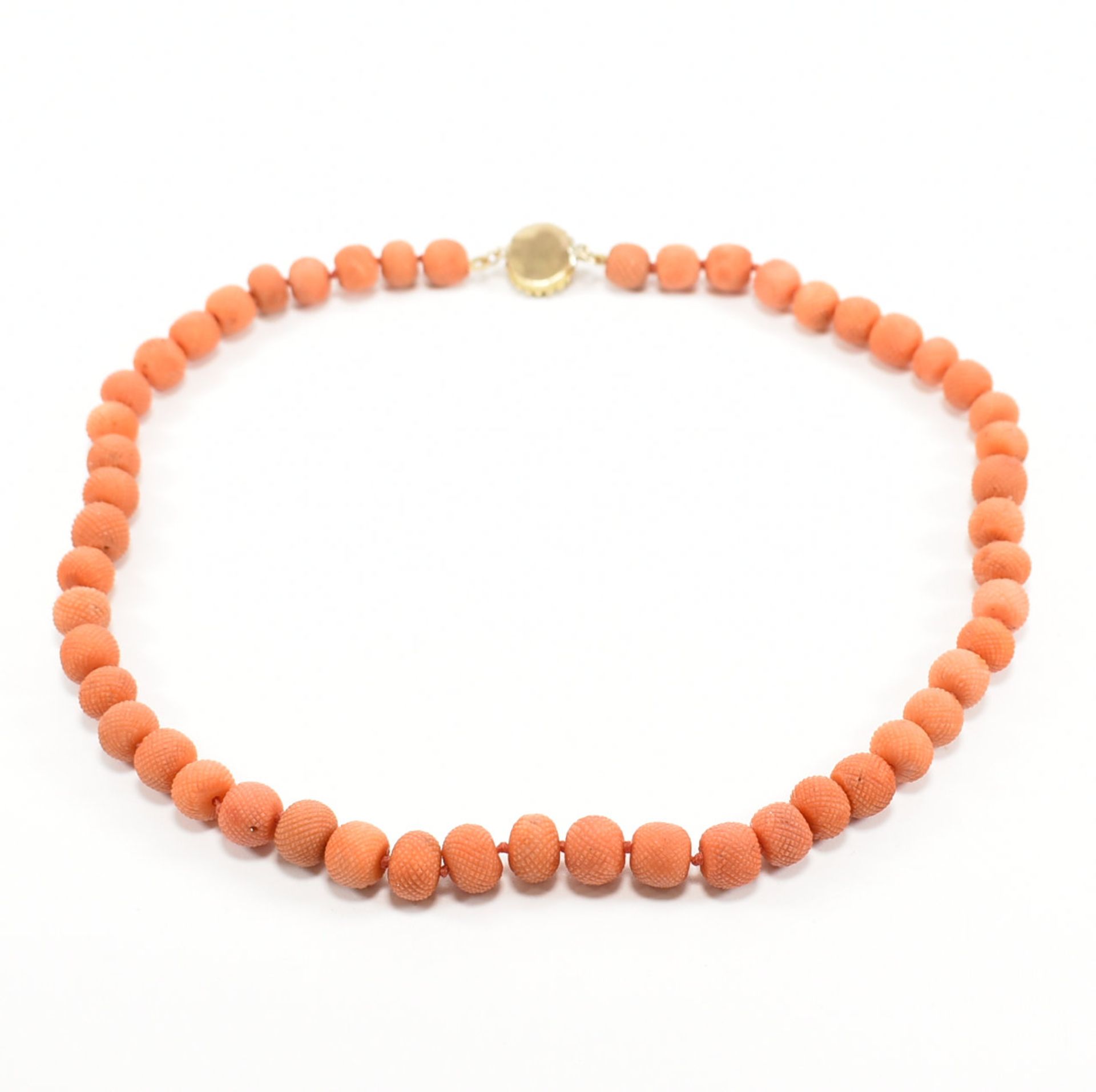 GEORGIAN CORAL PINEAPPLE BEAD NECKLACE - Image 7 of 8
