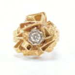 1970S BRUTALIST GOLD & DIAMOND CLUSTER RING