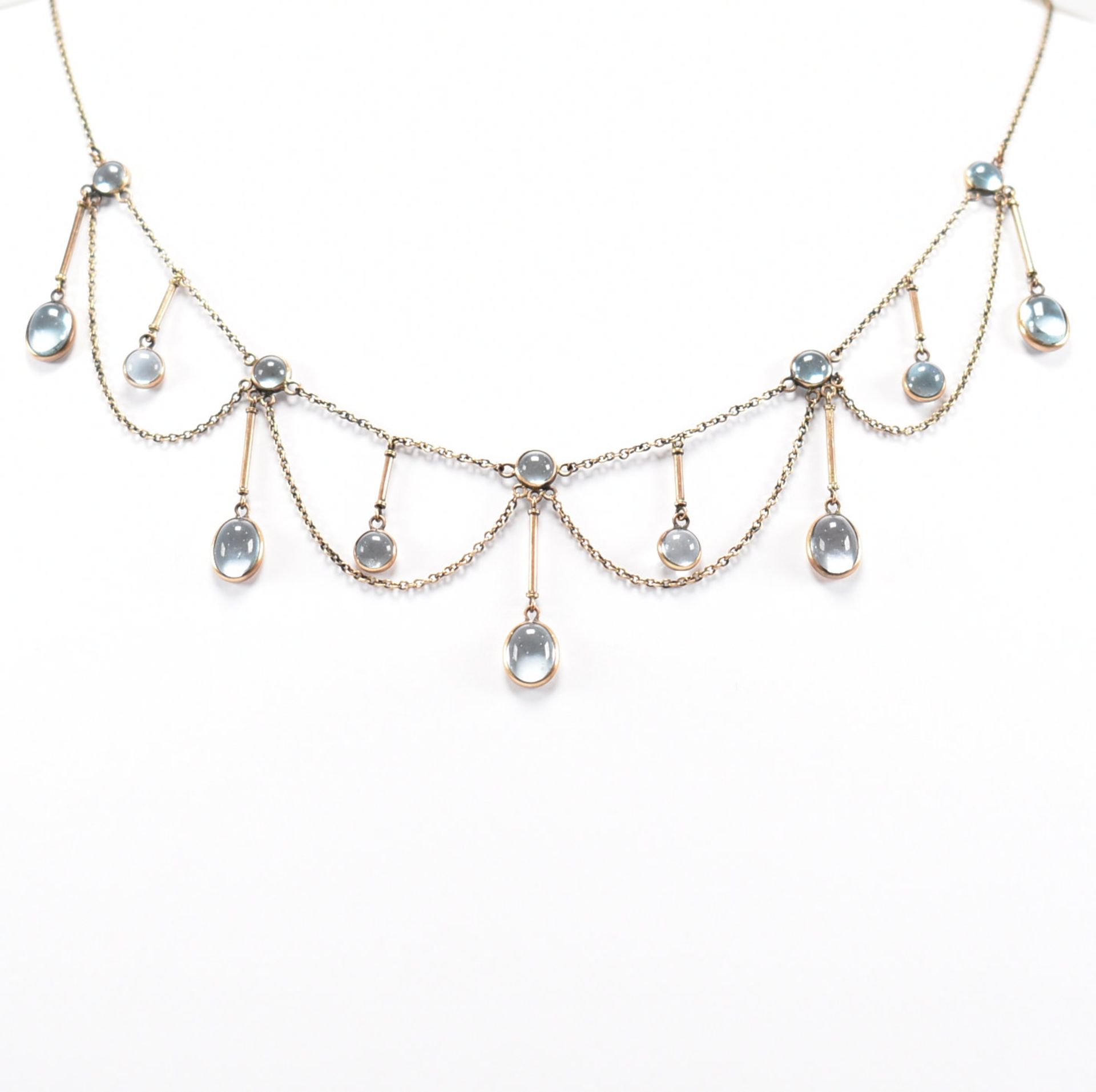 9CT GOLD & BLUE TOPAZ FESTOON NECKLACE - Image 8 of 8